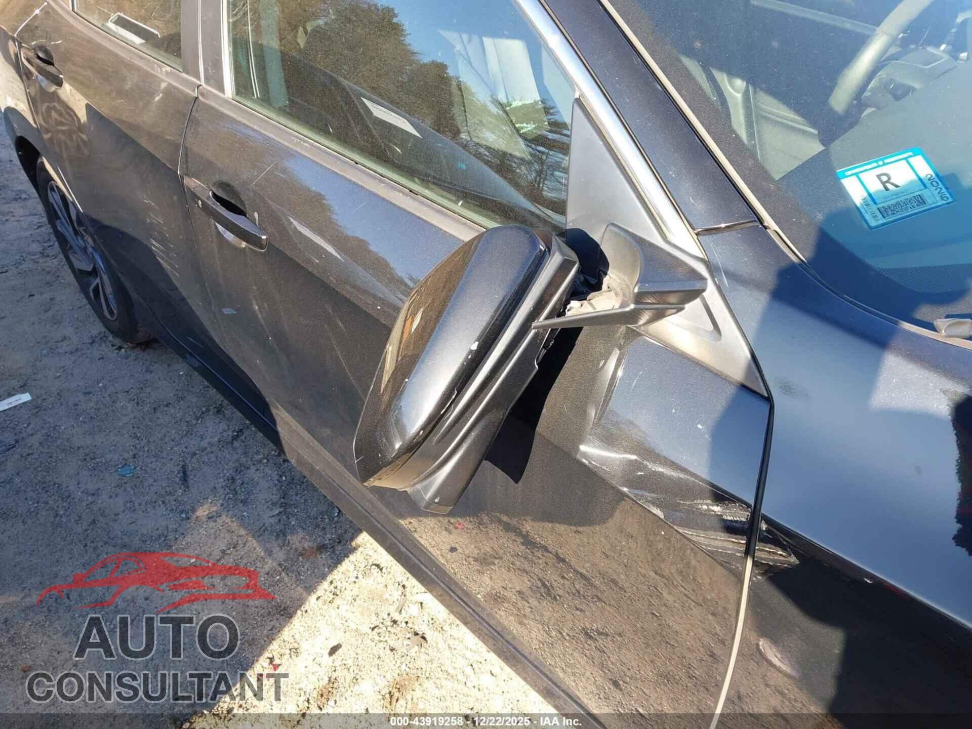 HONDA CIVIC 2017 - 19XFC2F74HE208127