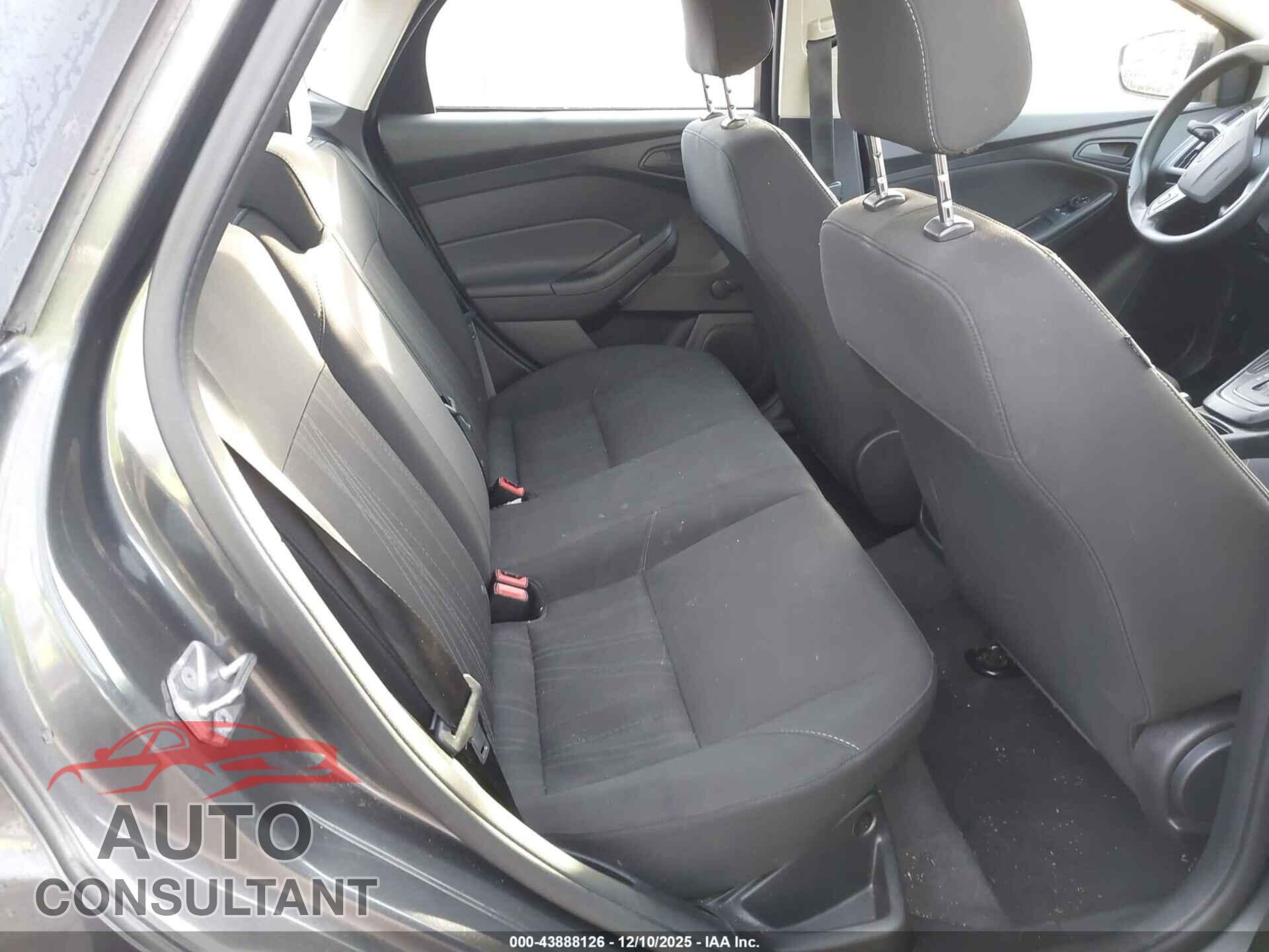 FORD FOCUS 2016 - 1FADP3E20GL230712