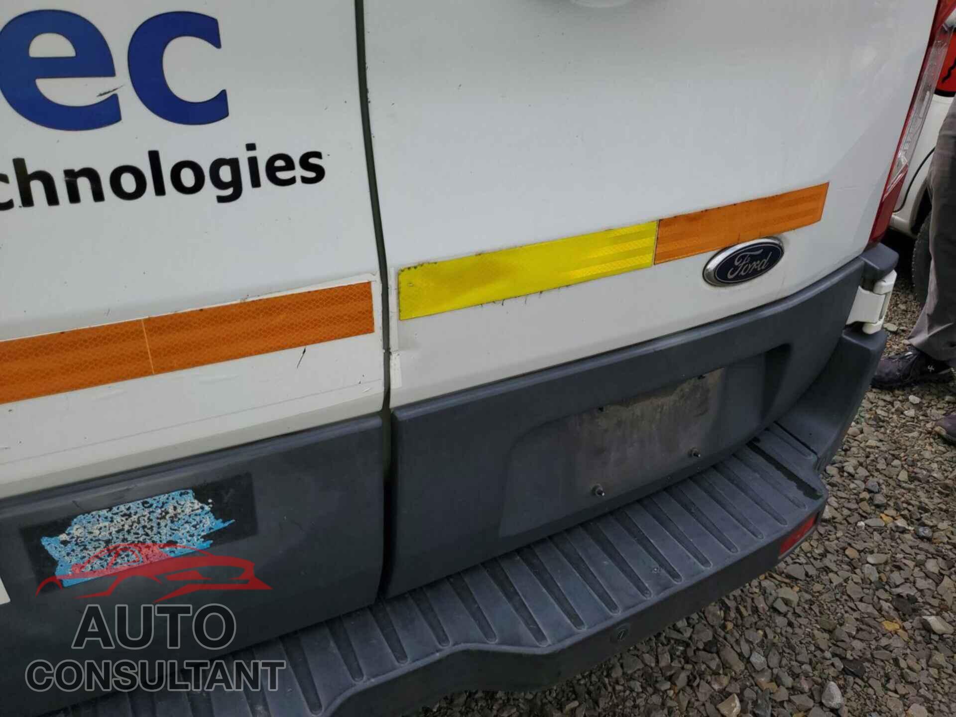 FORD TRANSIT-150 2015 - 1FTNE1YM0FKA95158