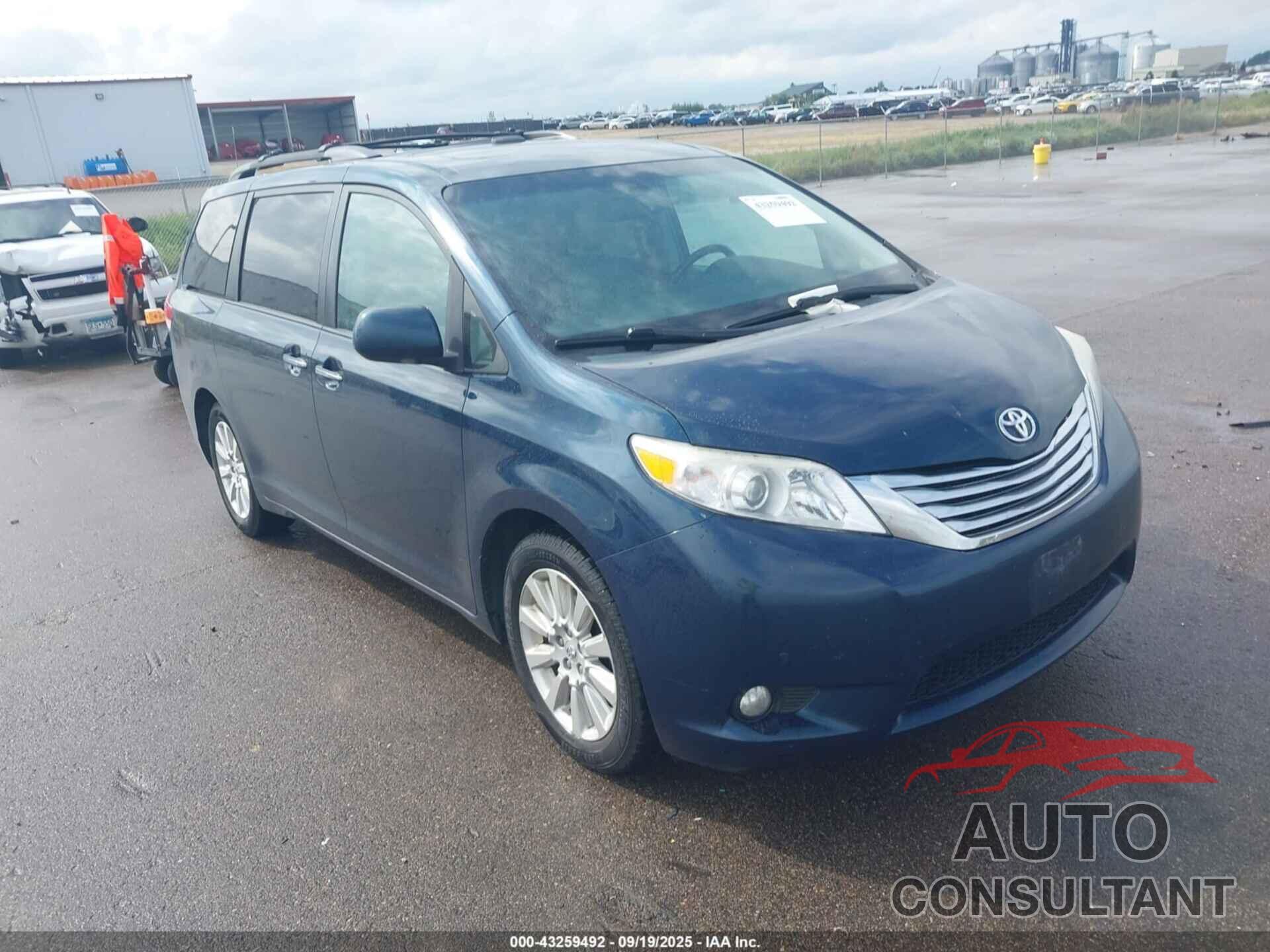 TOYOTA SIENNA 2011 - 5TDDK3DC2BS029470