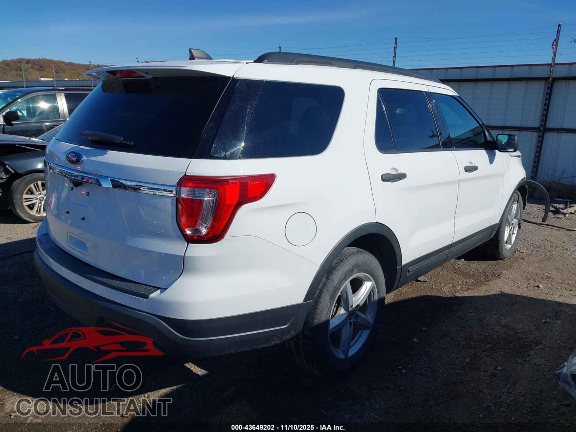 FORD EXPLORER 2018 - 1FM5K7B8XJGB39388