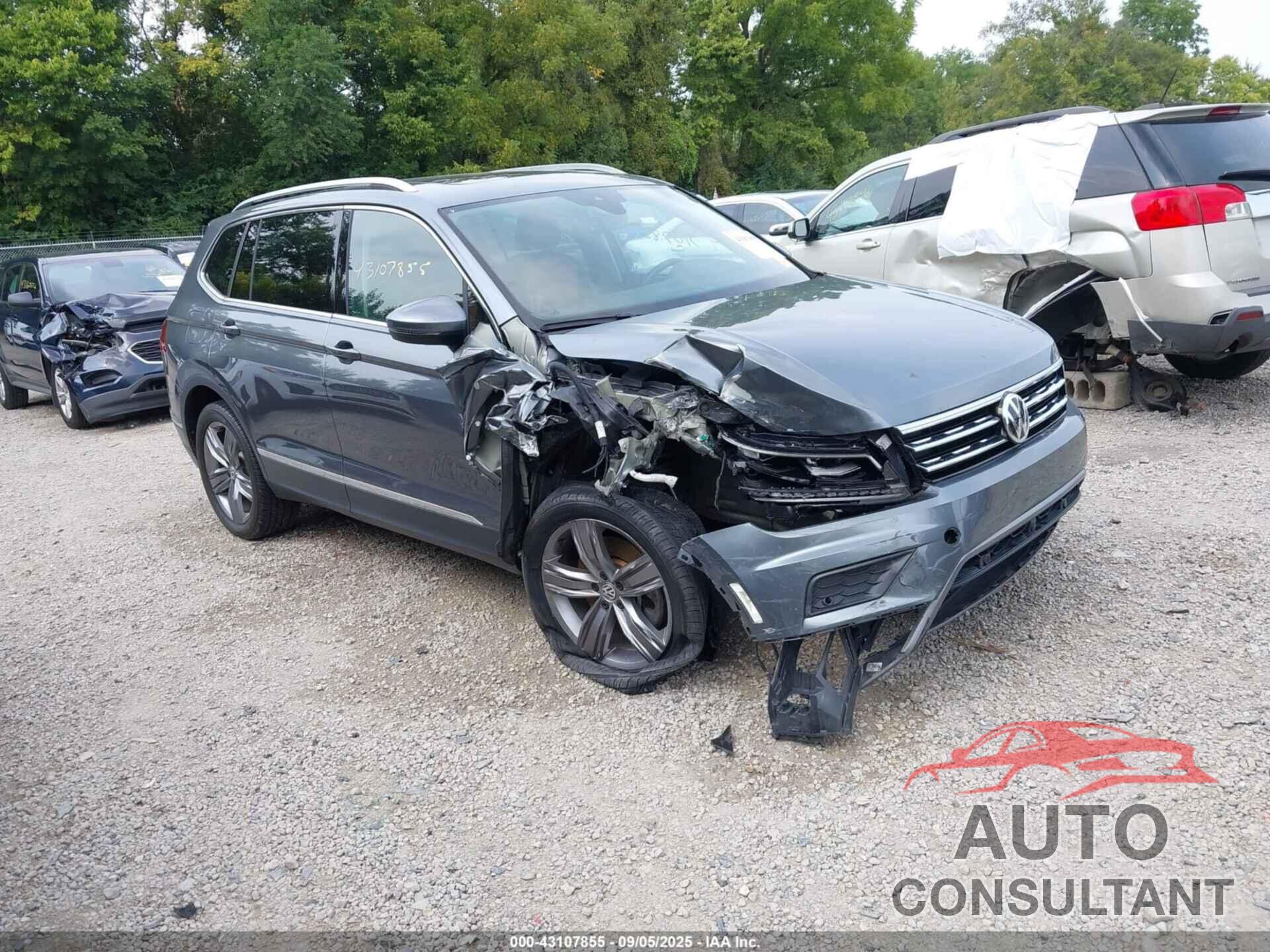 VOLKSWAGEN TIGUAN 2019 - 3VV4B7AX0KM109625