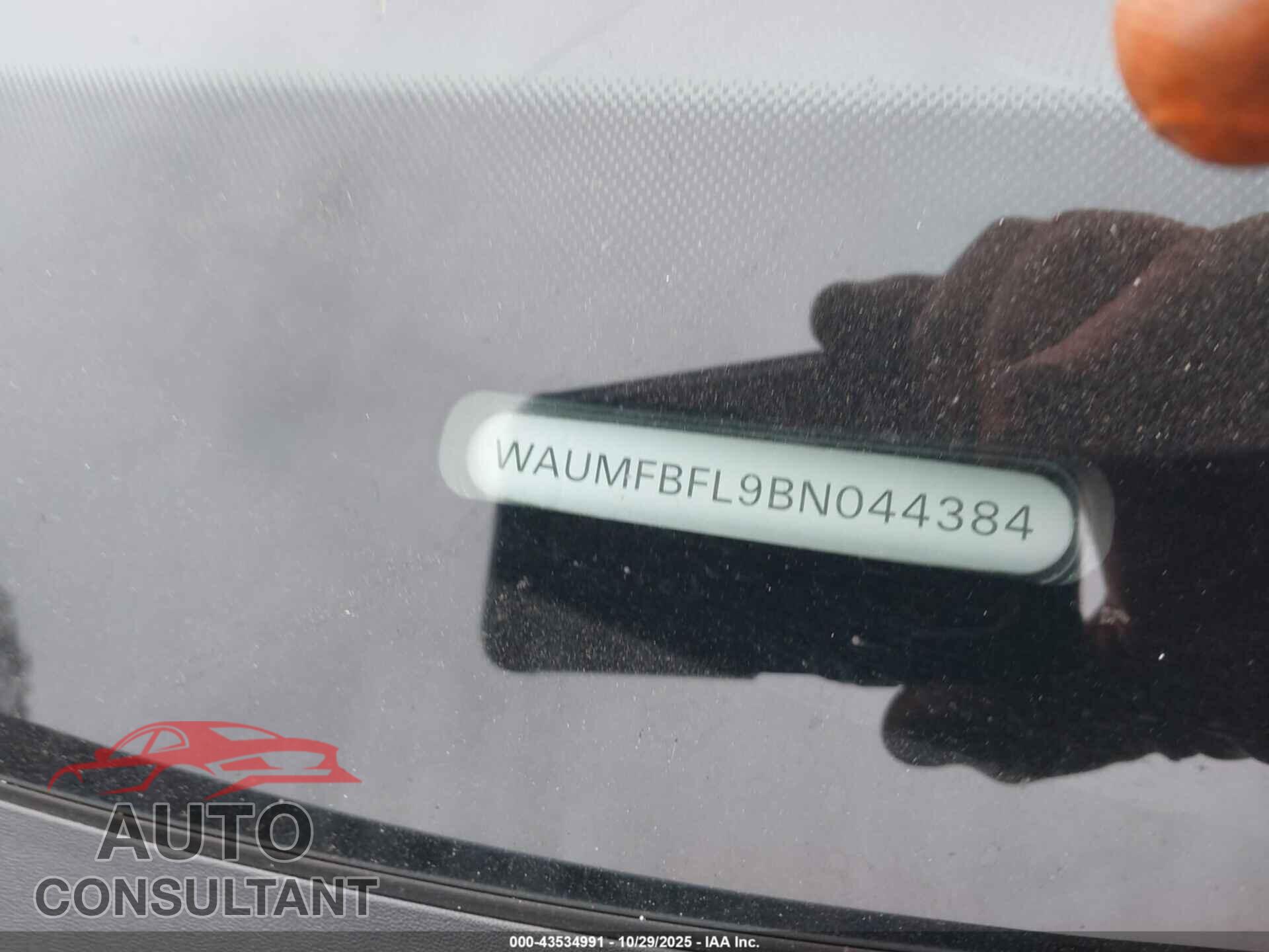 AUDI A4 2011 - WAUMFBFL9BN044384