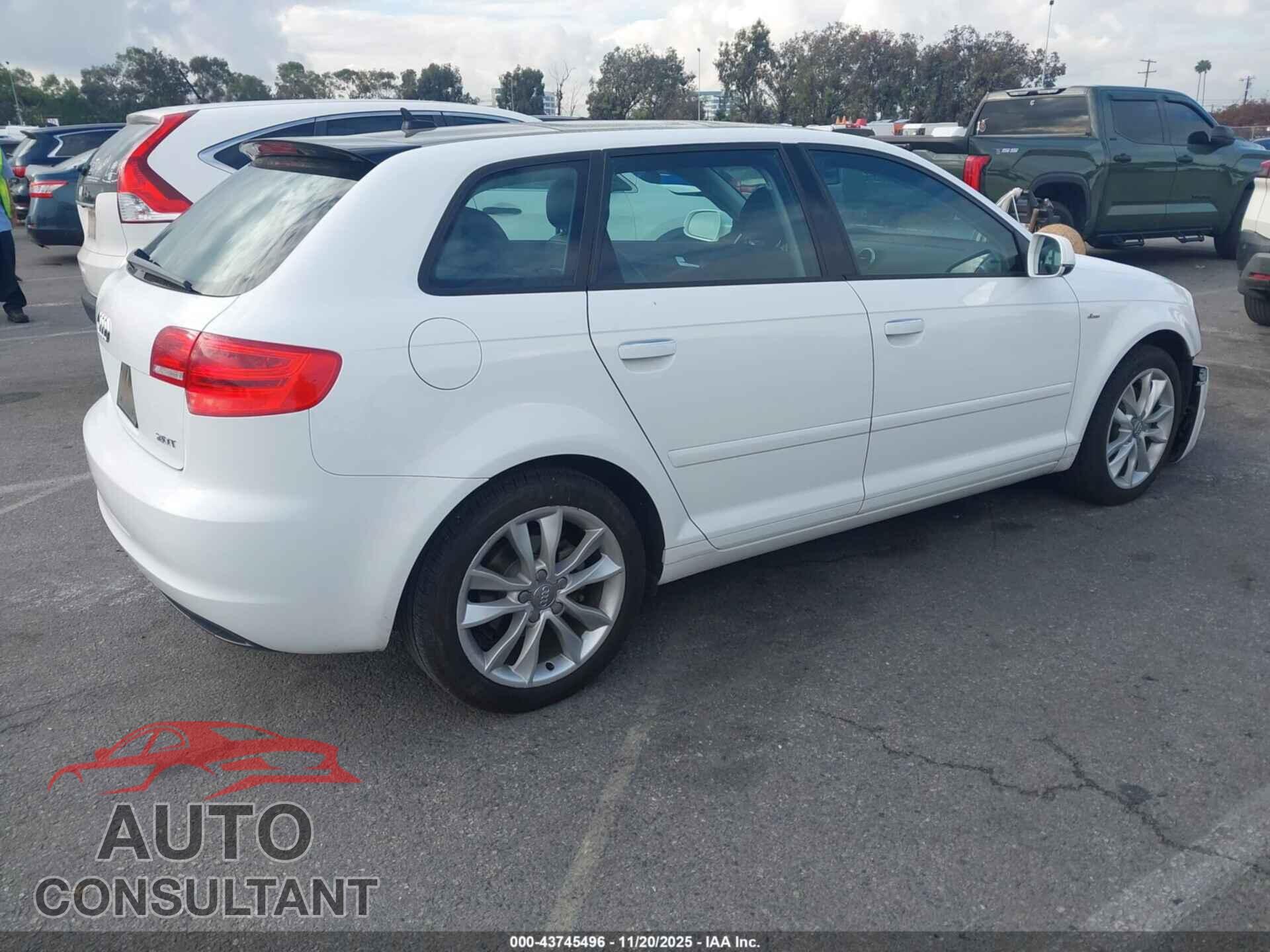 AUDI A3 2012 - WAUBFAFM3CA009505