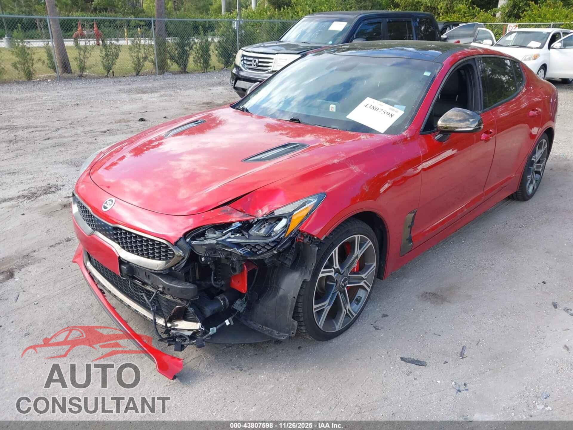 KIA STINGER 2019 - KNAE45LC8K6048226