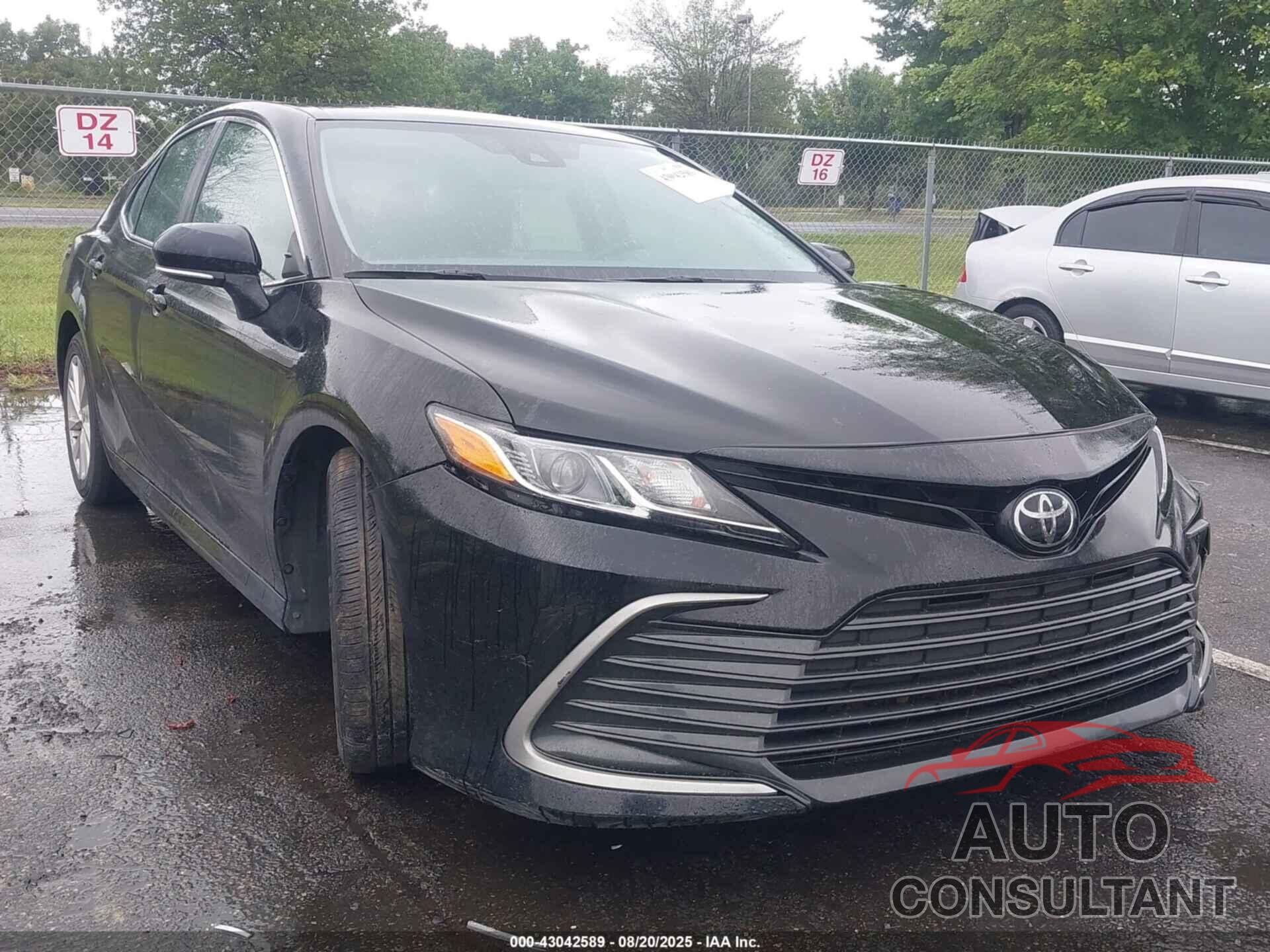 TOYOTA CAMRY 2023 - 4T1R11AK4PU093470