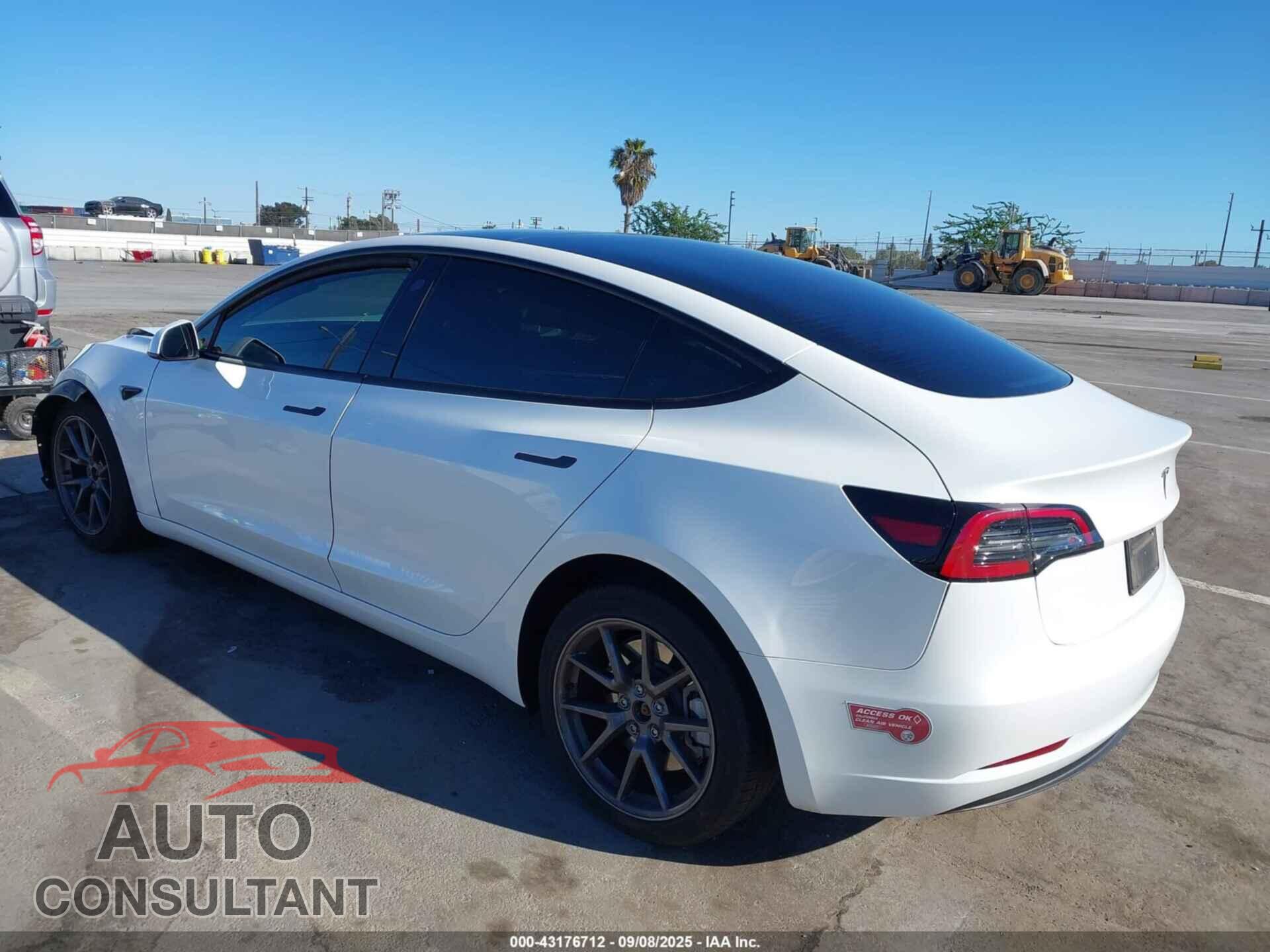 TESLA MODEL 3 2023 - 5YJ3E1EA1PF598505