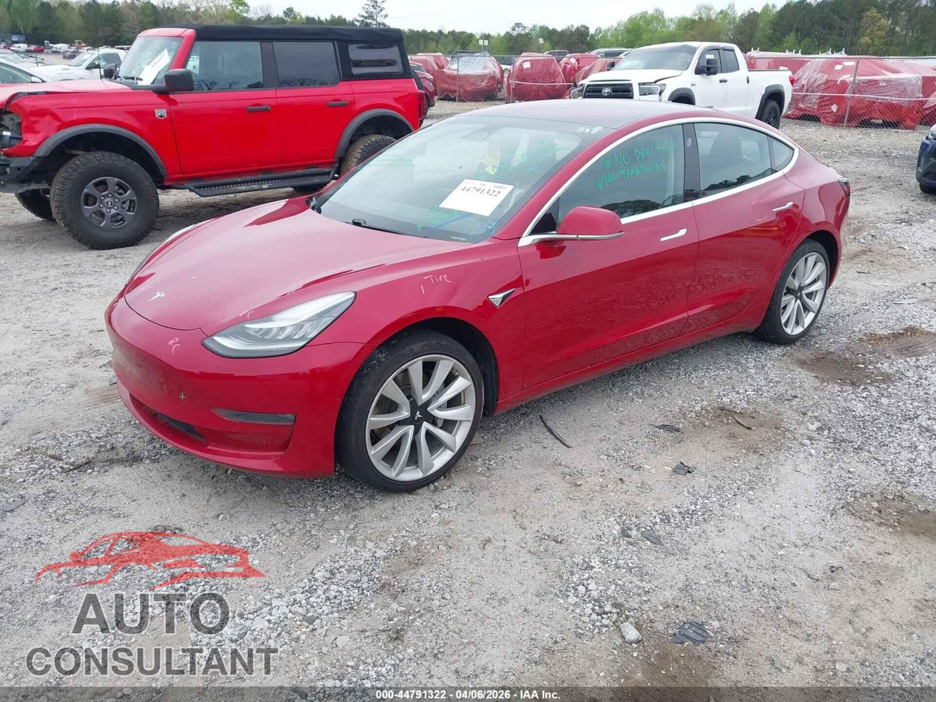 TESLA MODEL 3 2018 - 5YJ3E1EA8JF024443