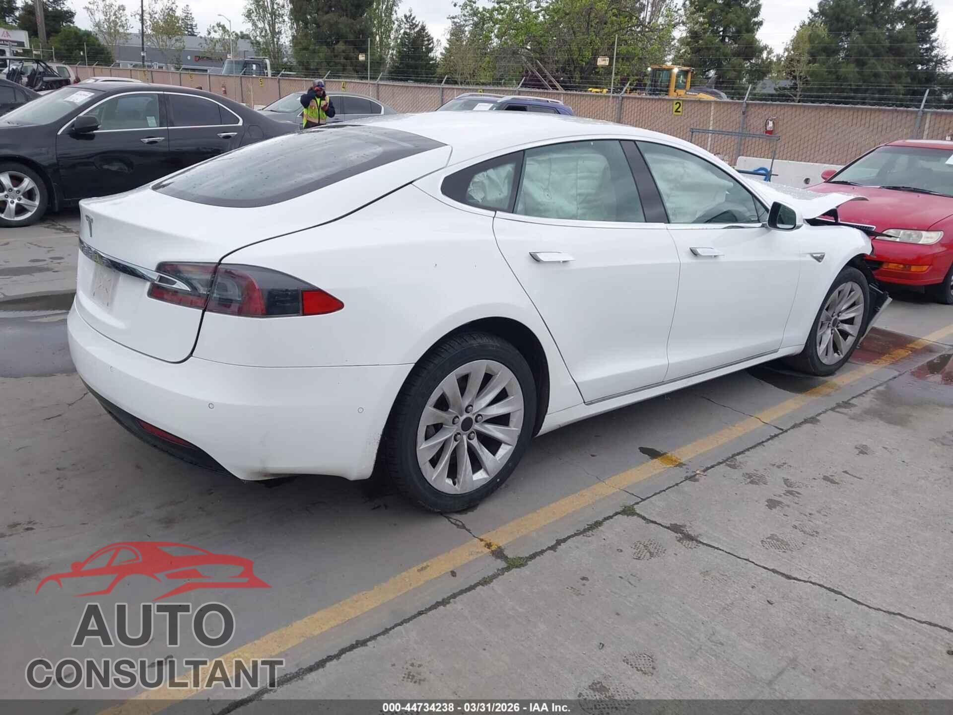 TESLA MODEL S 2016 - 5YJSA1E16GF146993