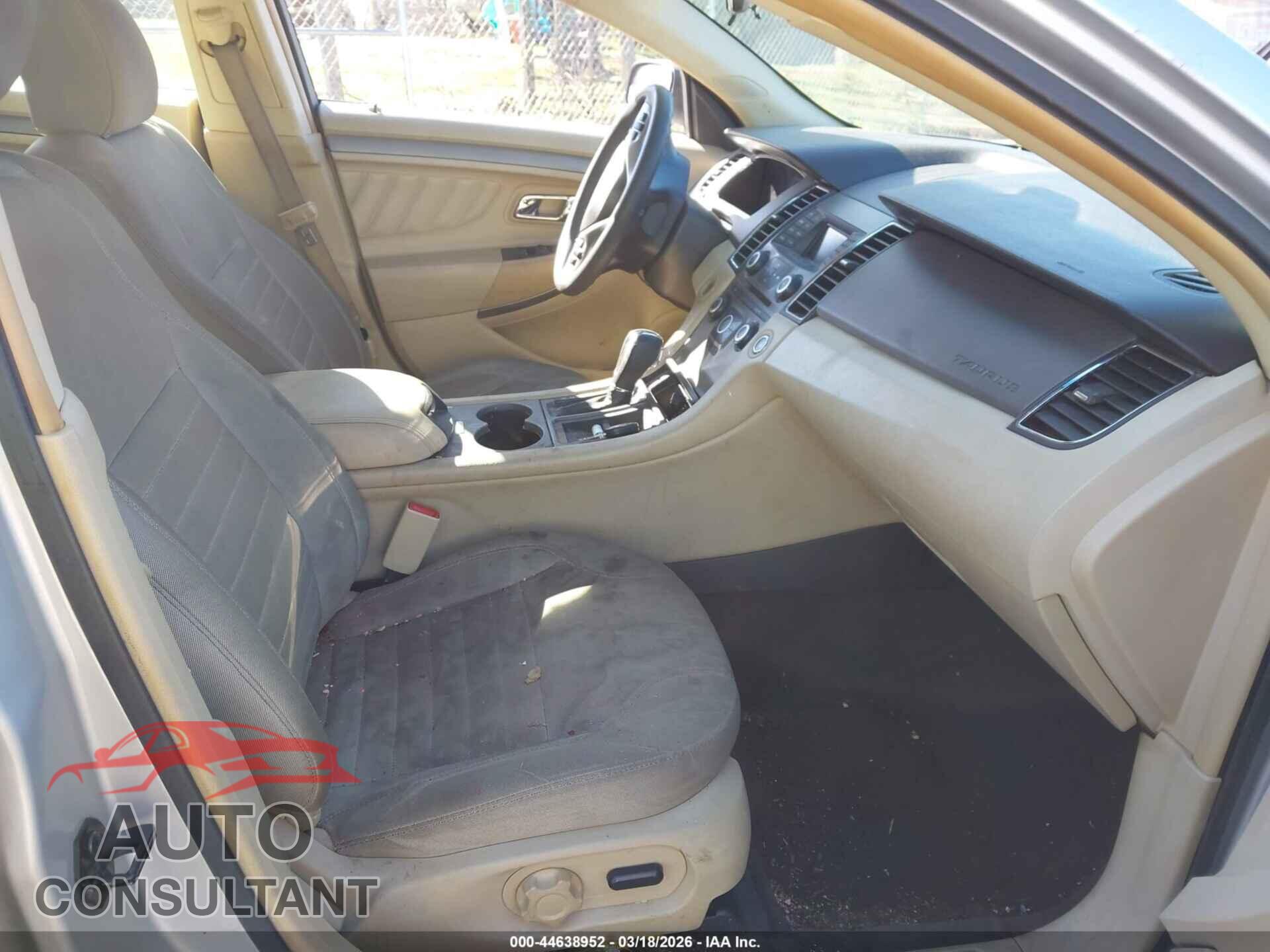 FORD TAURUS 2015 - 1FAHP2D85FG140674