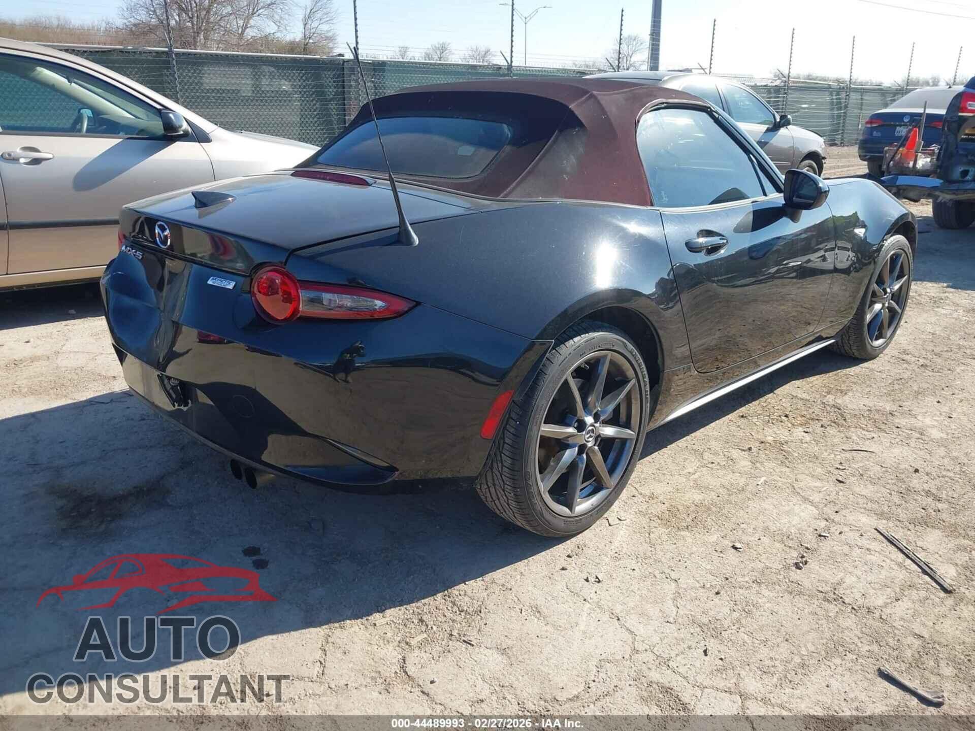 MAZDA MX-5 MIATA 2018 - JM1NDAD7XJ0201767