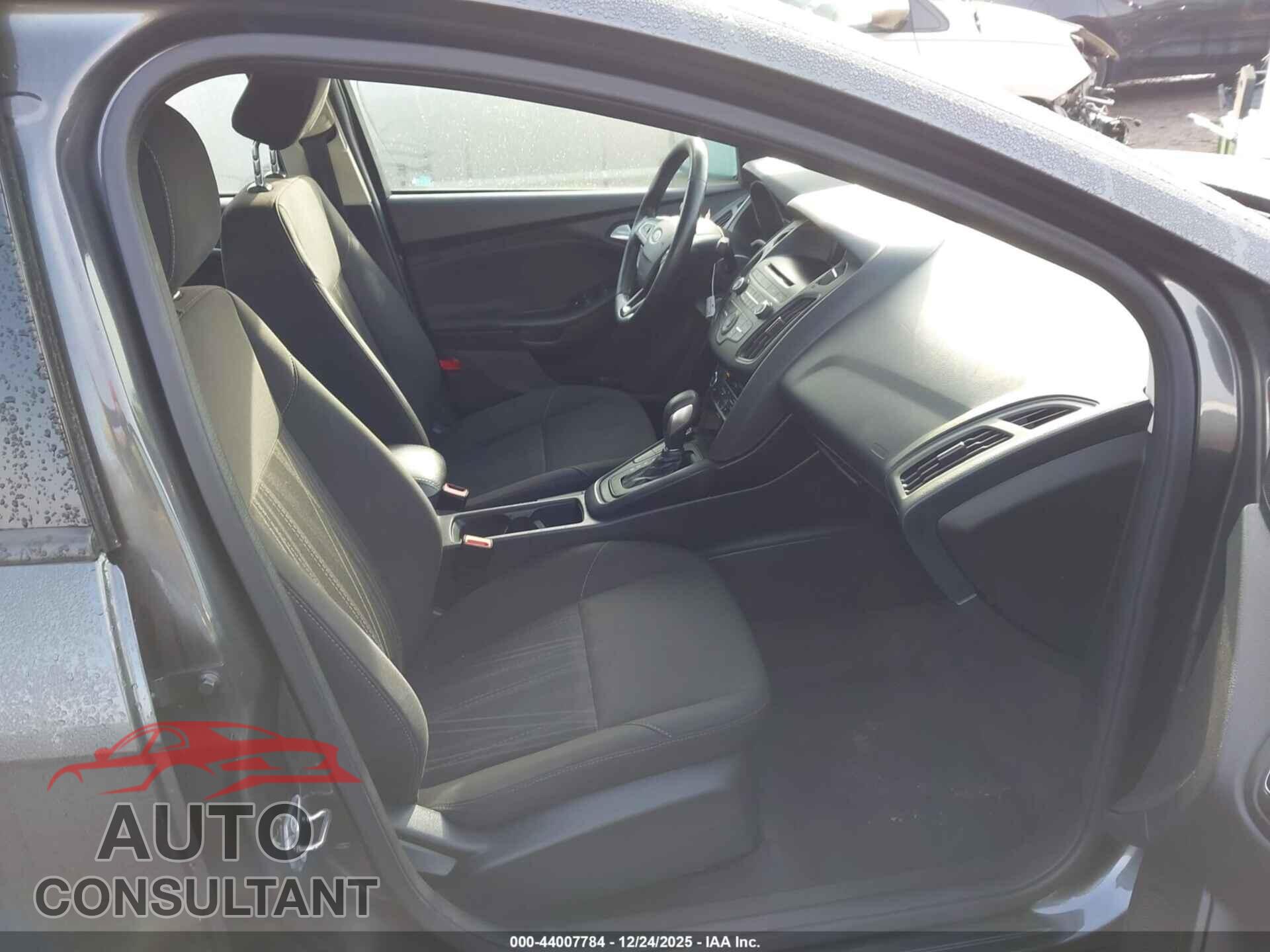 FORD FOCUS 2017 - 1FADP3FE5HL230280