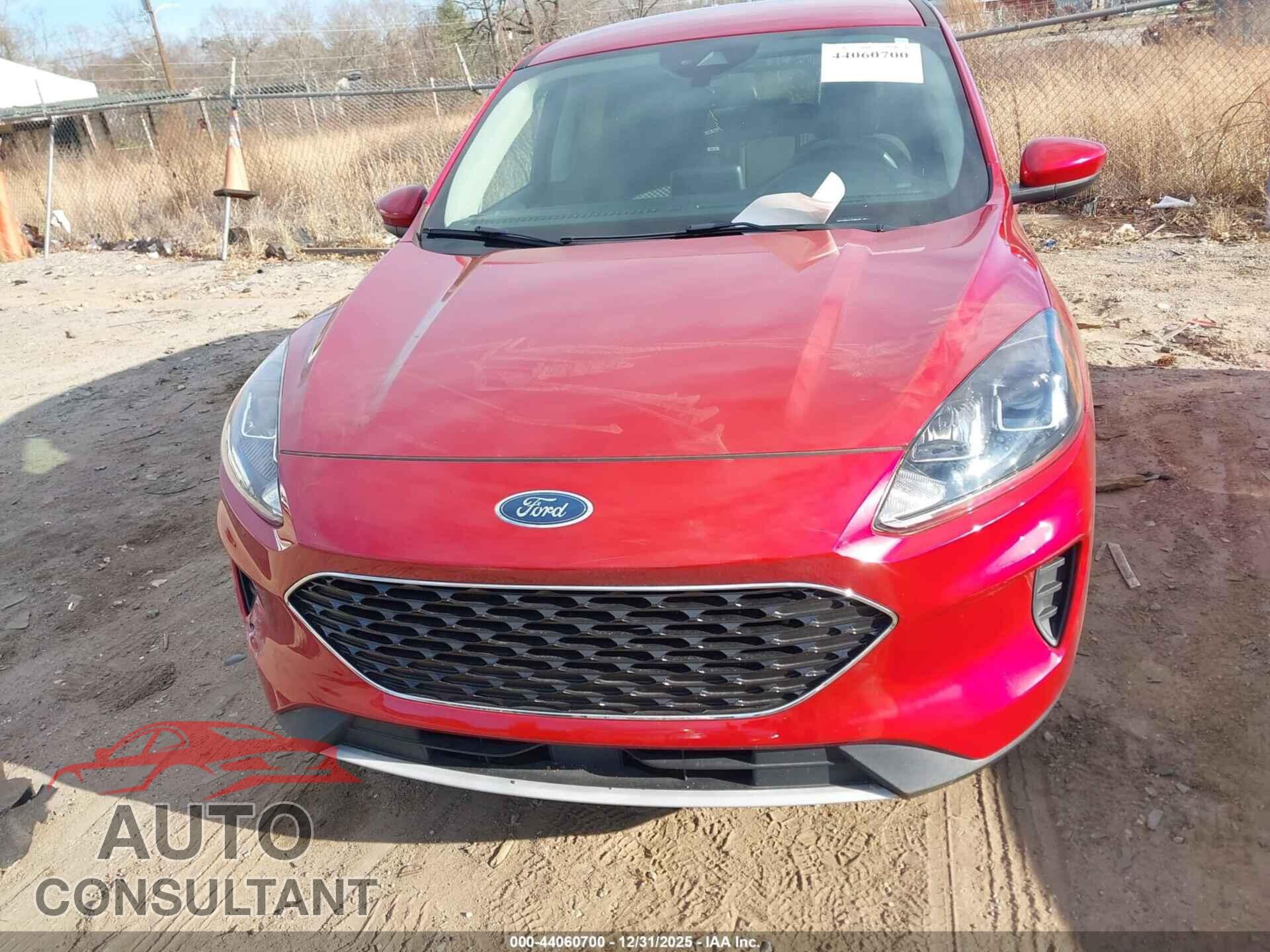 FORD ESCAPE 2020 - 1FMCU0G61LUA68103