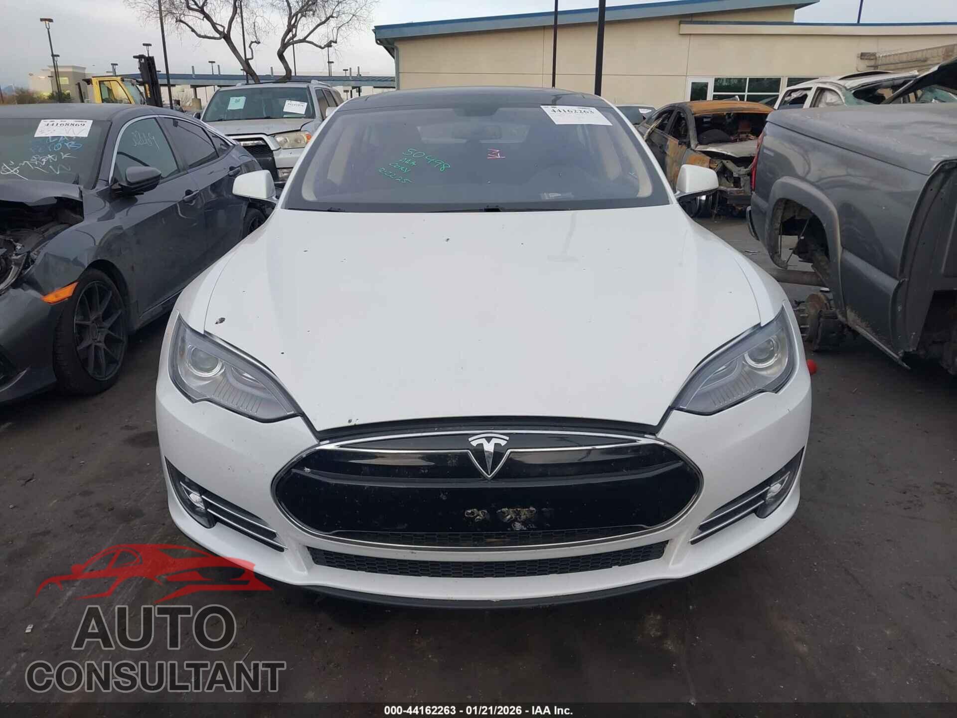 TESLA MODEL S 2012 - 5YJSA1DP0CFS00675