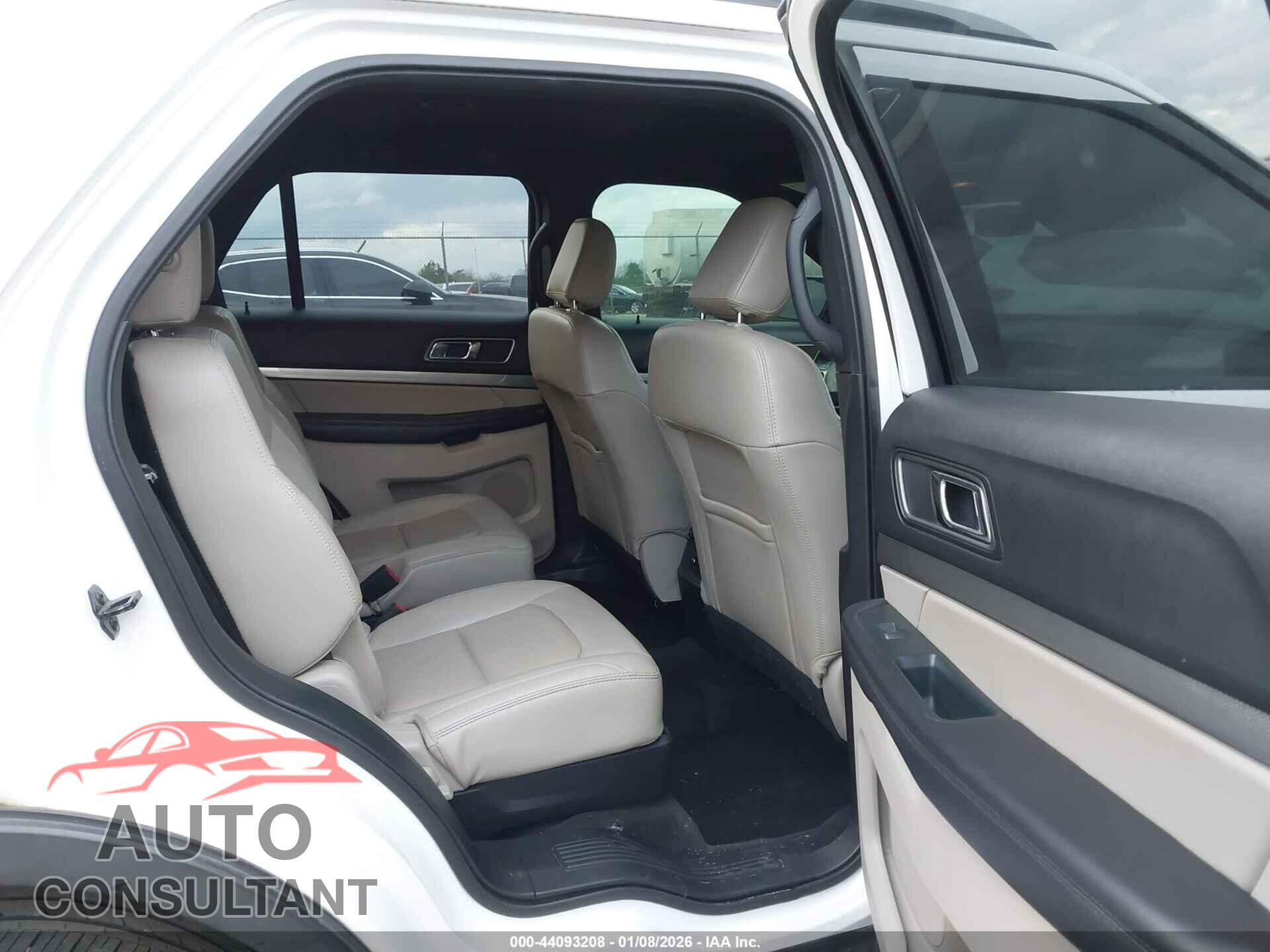 FORD EXPLORER 2018 - 1FM5K7D81JGB75127