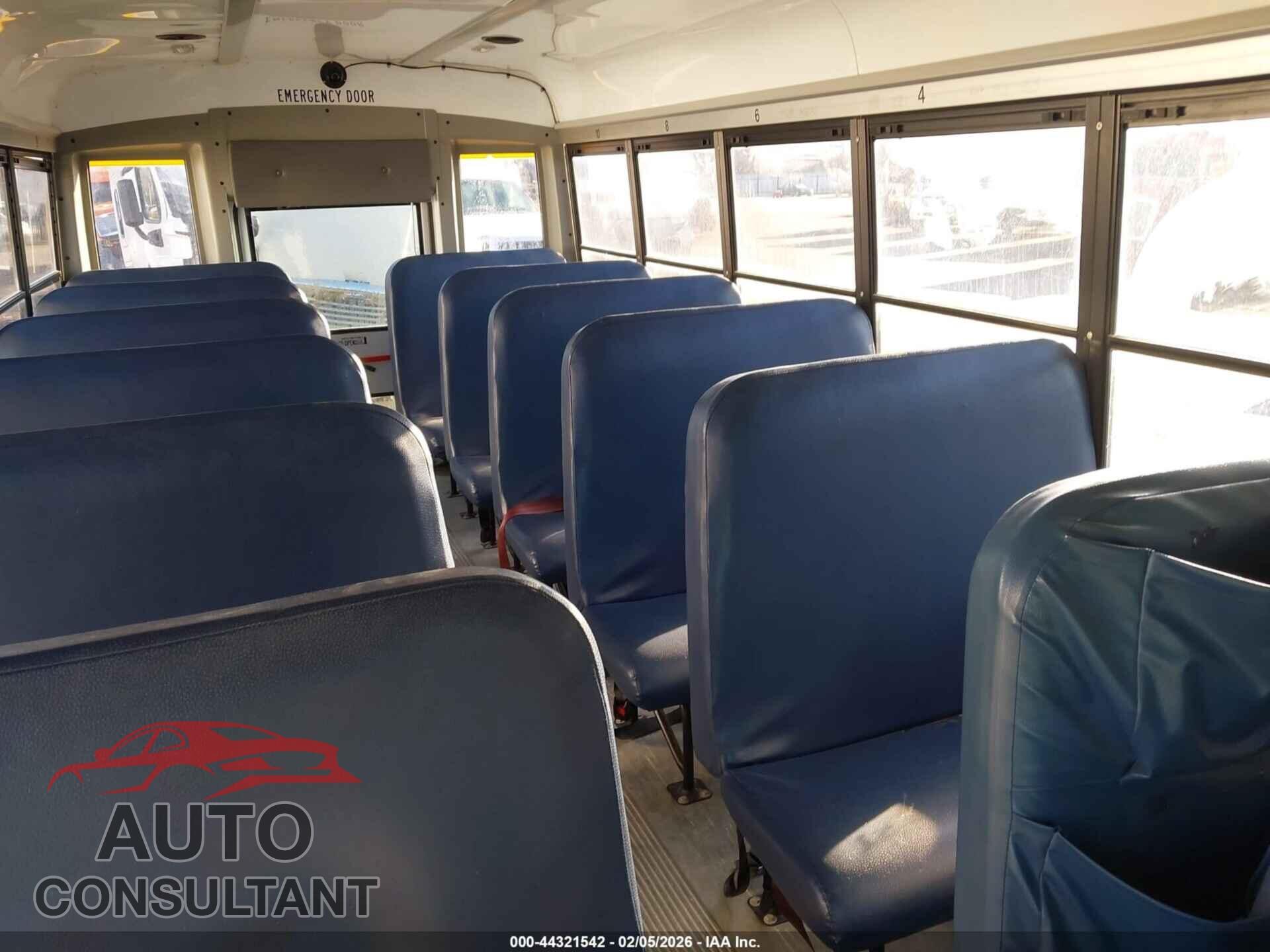 FORD E-450 CUTAWAY 2013 - 1FDFE4FS5DDA95273
