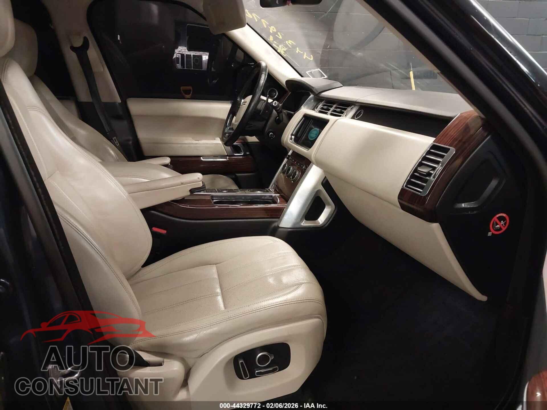 LAND ROVER RANGE ROVER 2016 - SALGS2VF1GA254833