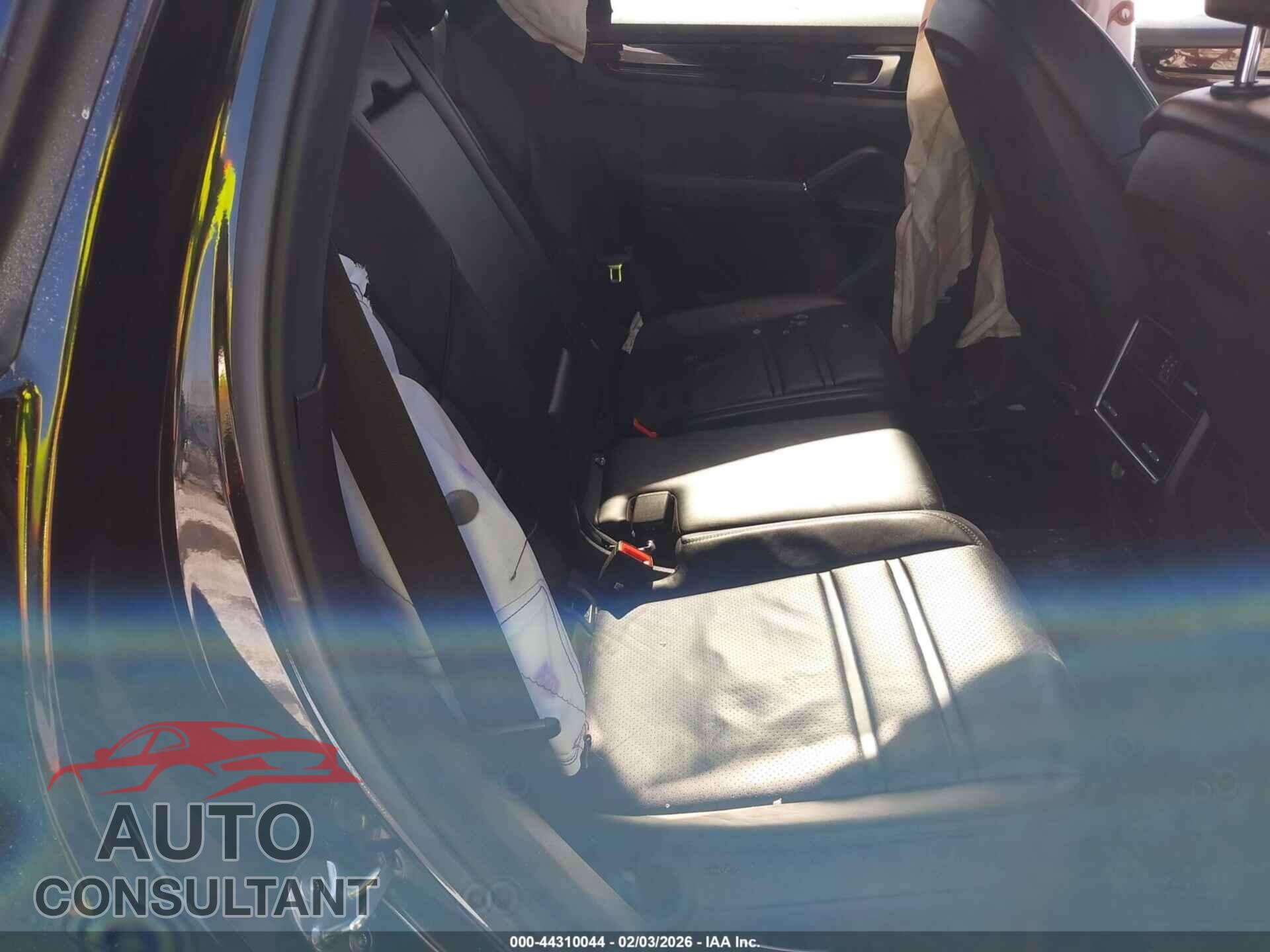 PORSCHE CAYENNE 2019 - WP1AA2AY5KDA06467