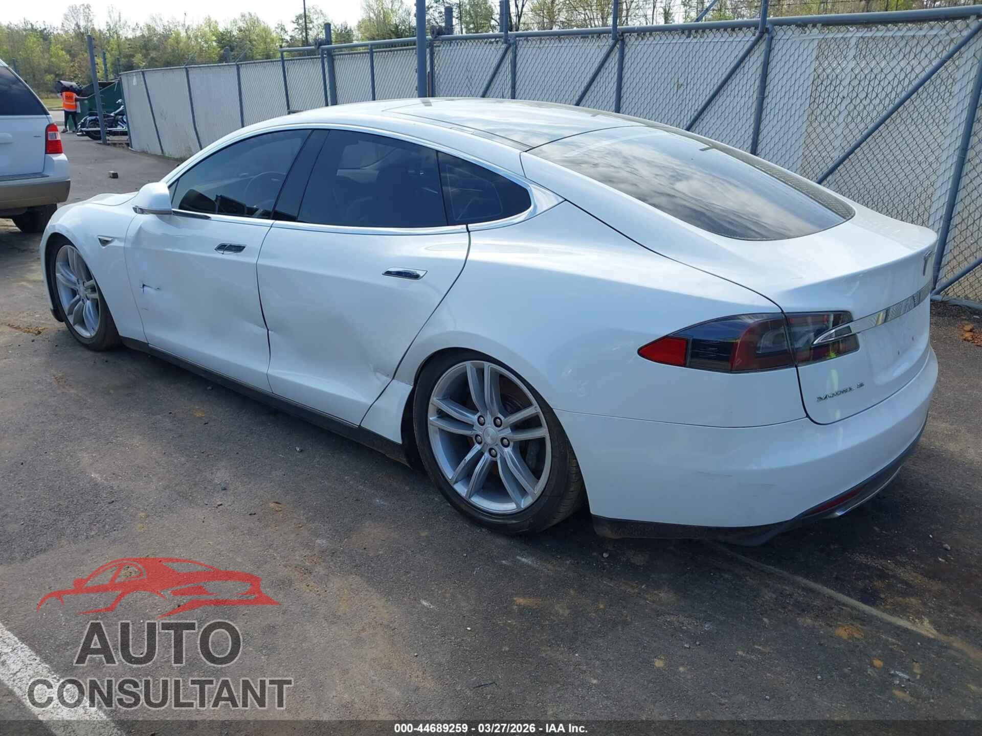 TESLA MODEL S 2013 - 5YJSA1DN2DFP26998