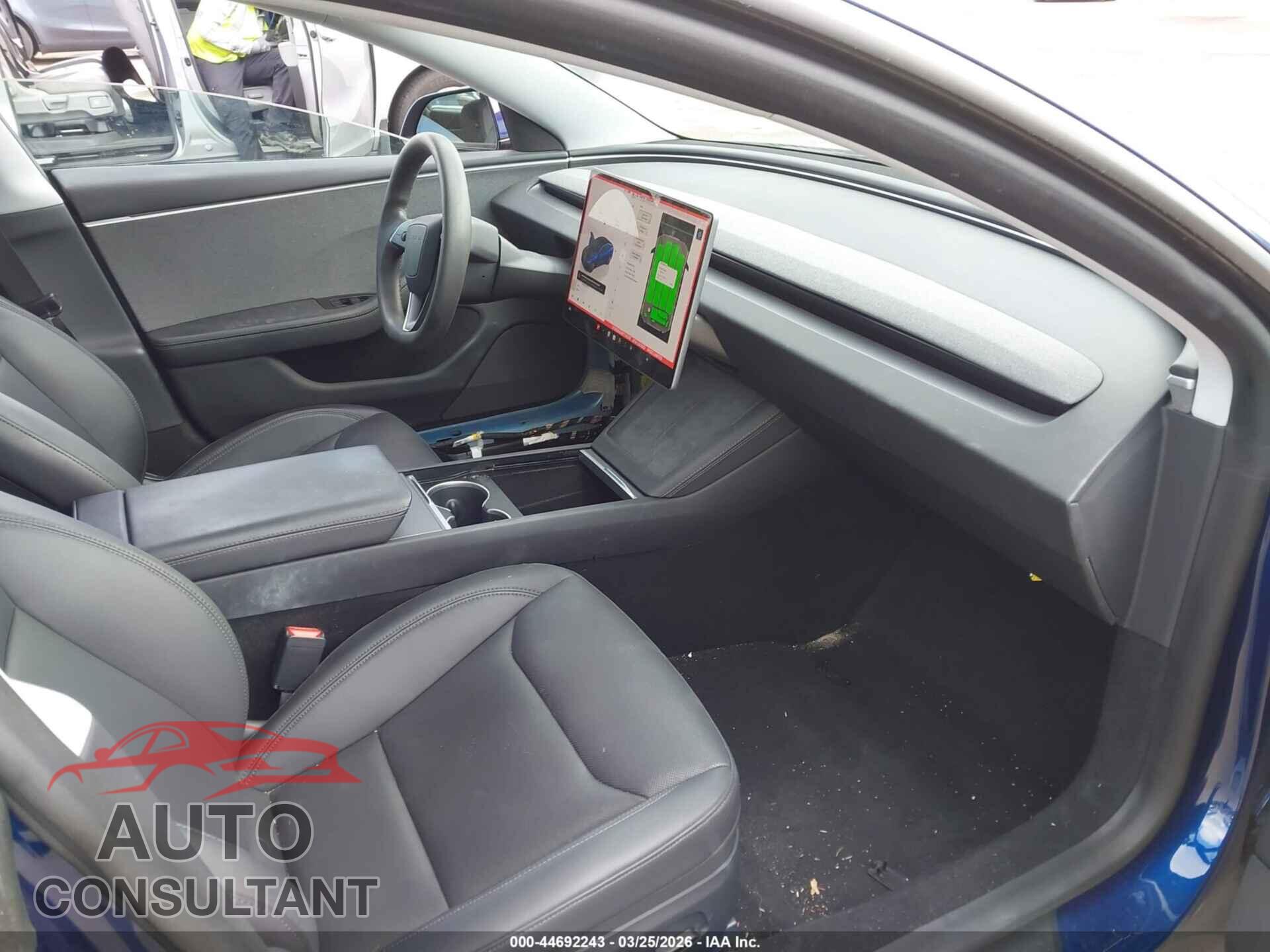 TESLA MODEL 3 2024 - 5YJ3E1EA2RF730335