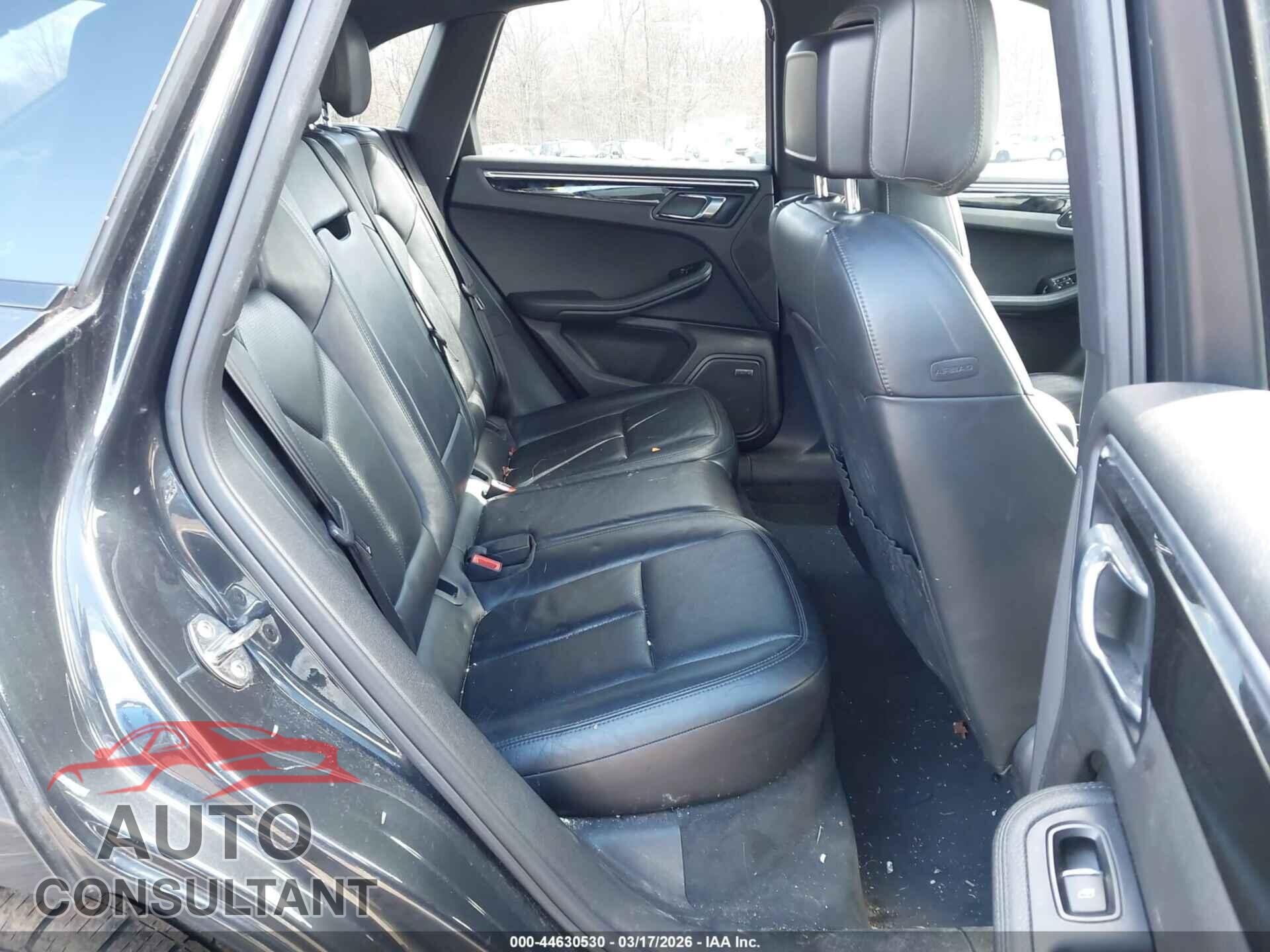 PORSCHE MACAN 2017 - WP1AA2A56HLB04377