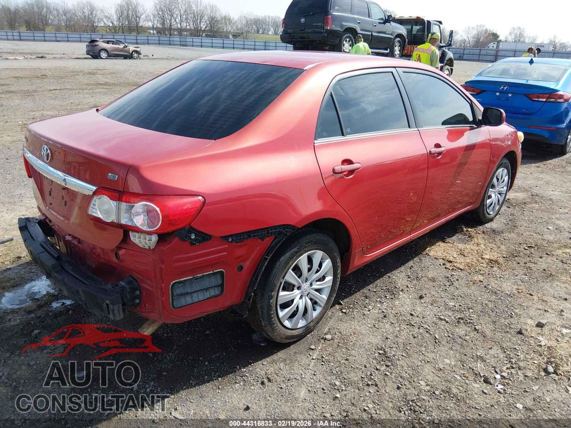 TOYOTA COROLLA 2013 - 2T1BU4EEXDC946840