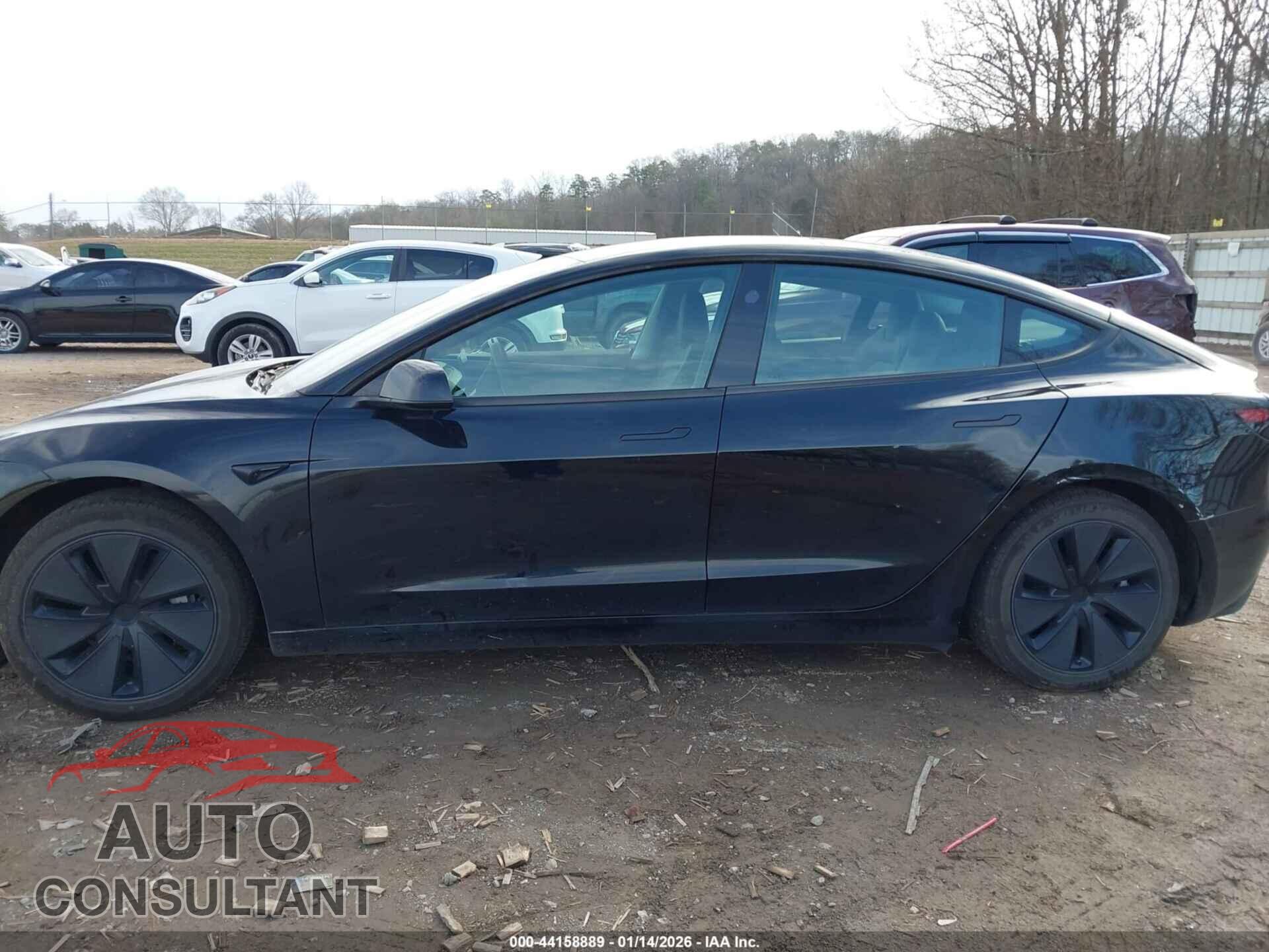 TESLA MODEL 3 2025 - 5YJ3E1EA2SF937796