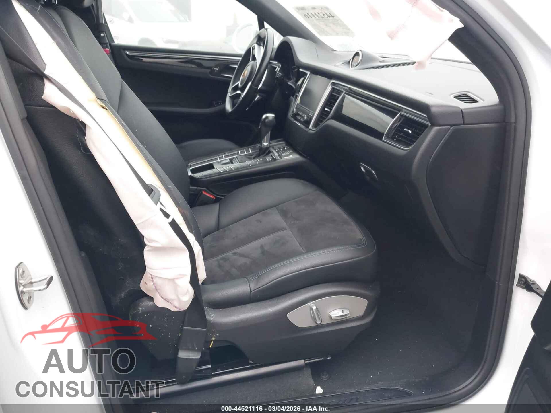 PORSCHE MACAN 2018 - WP1AA2A51JLB05989