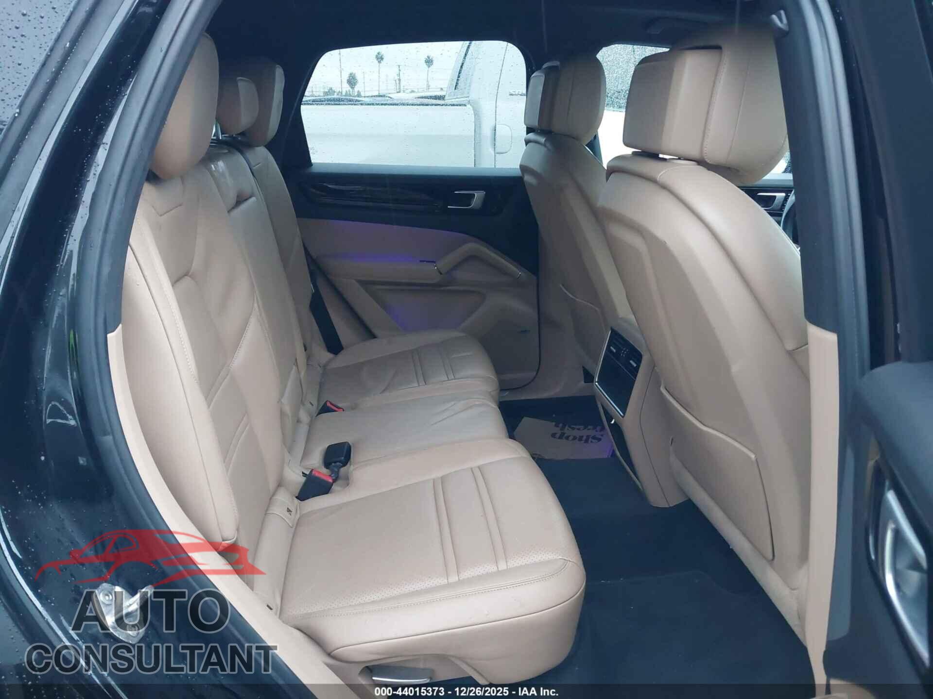PORSCHE CAYENNE 2019 - WP1AA2AY2KDA09004