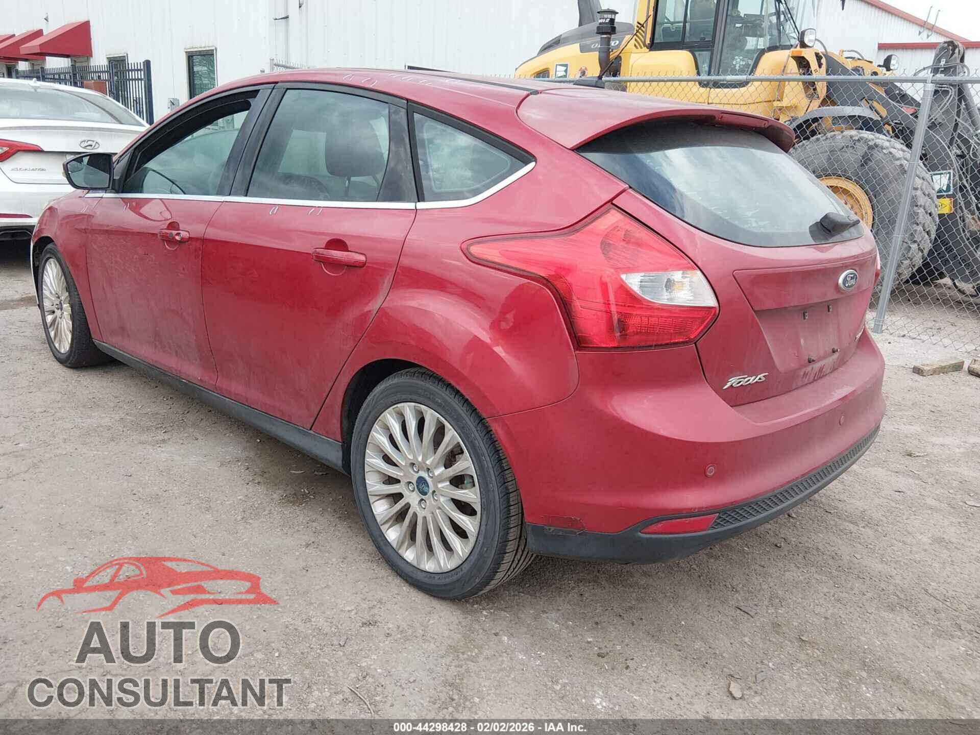 FORD FOCUS 2012 - 1FAHP3N24CL355210
