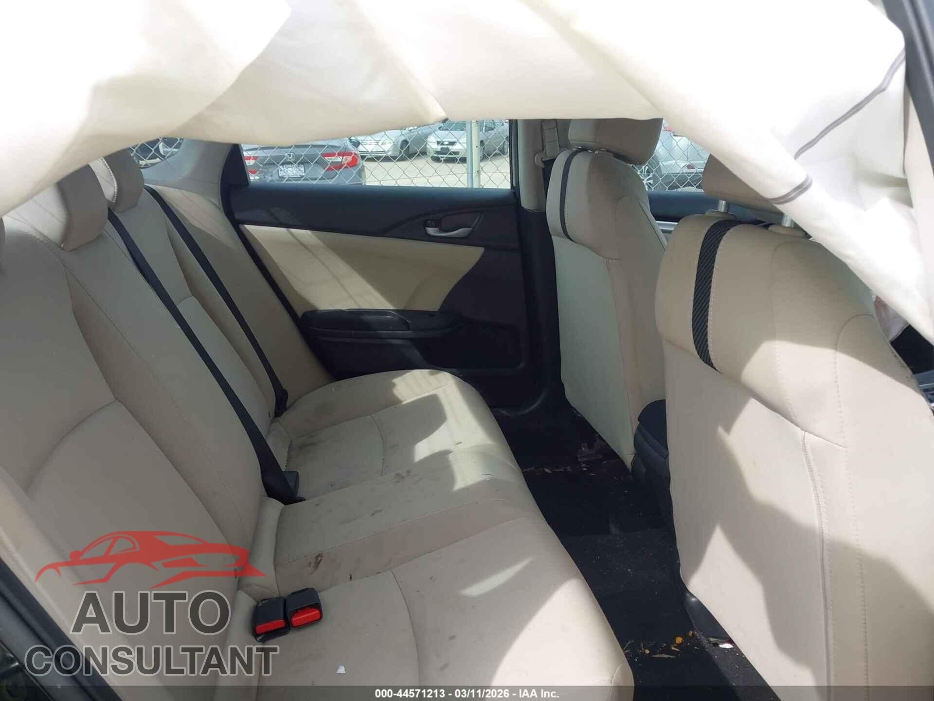 HONDA CIVIC 2017 - 19XFC2F58HE033850
