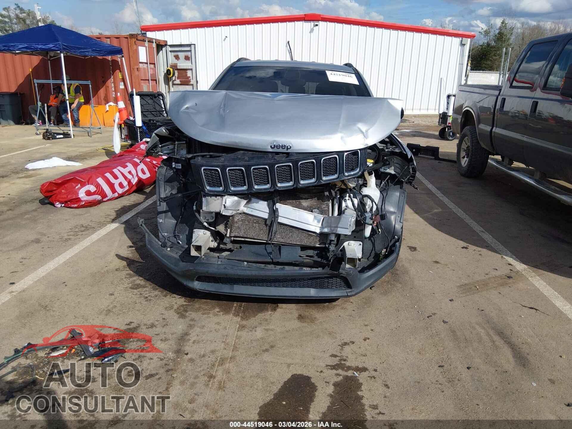JEEP COMPASS 2020 - 3C4NJCAB7LT225155