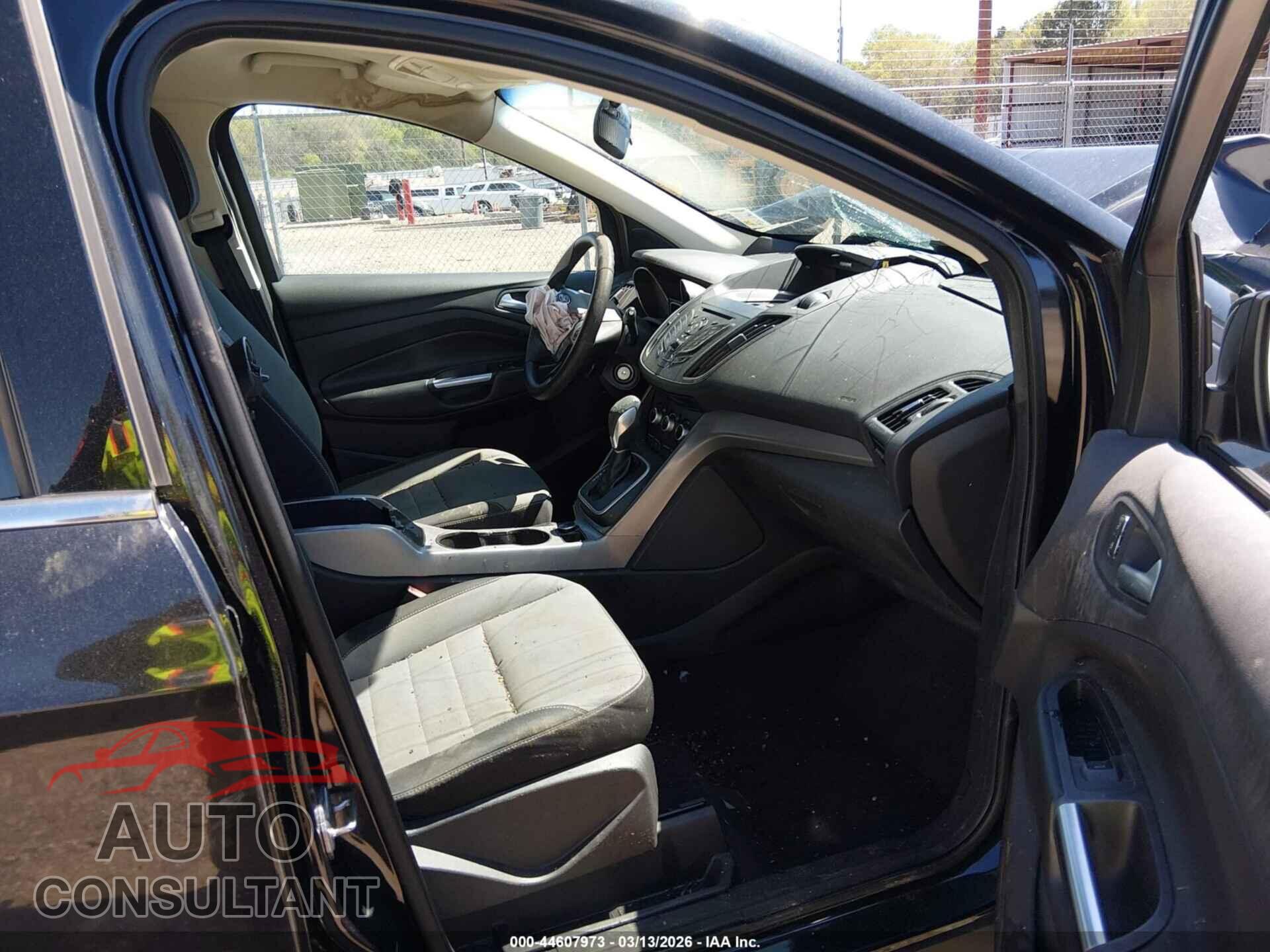 FORD ESCAPE 2013 - 1FMCU9GX2DUB14598