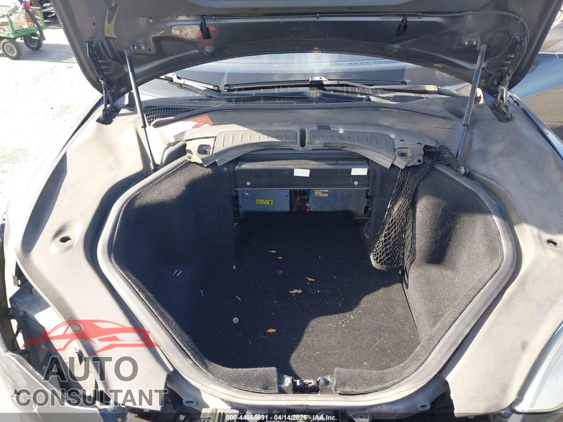 TESLA MODEL S 2014 - 5YJSA1H18EFP60758