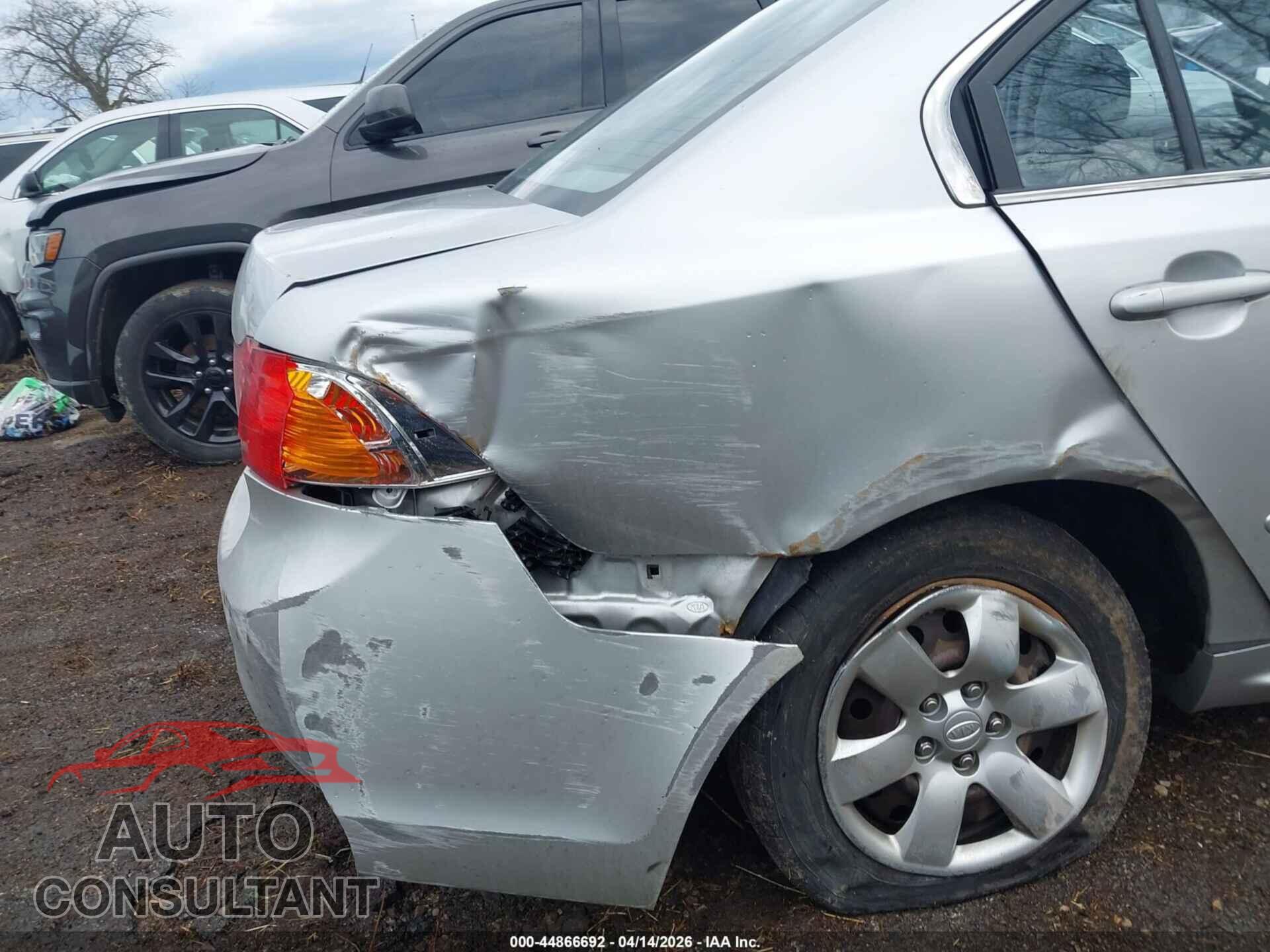 KIA OPTIMA 2009 - KNAGE228895295795