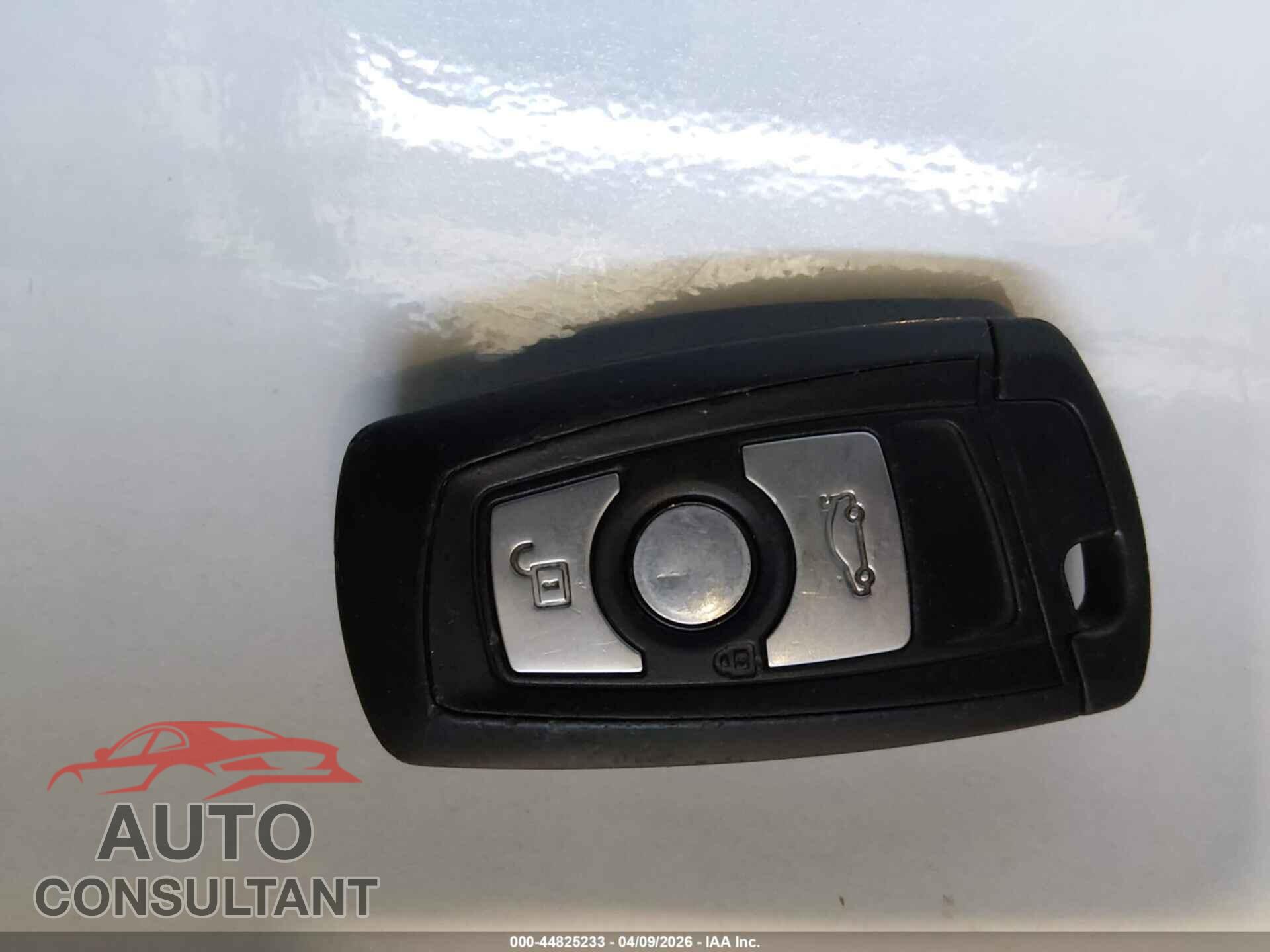 BMW 320I 2013 - WBA3B1C58DF461595