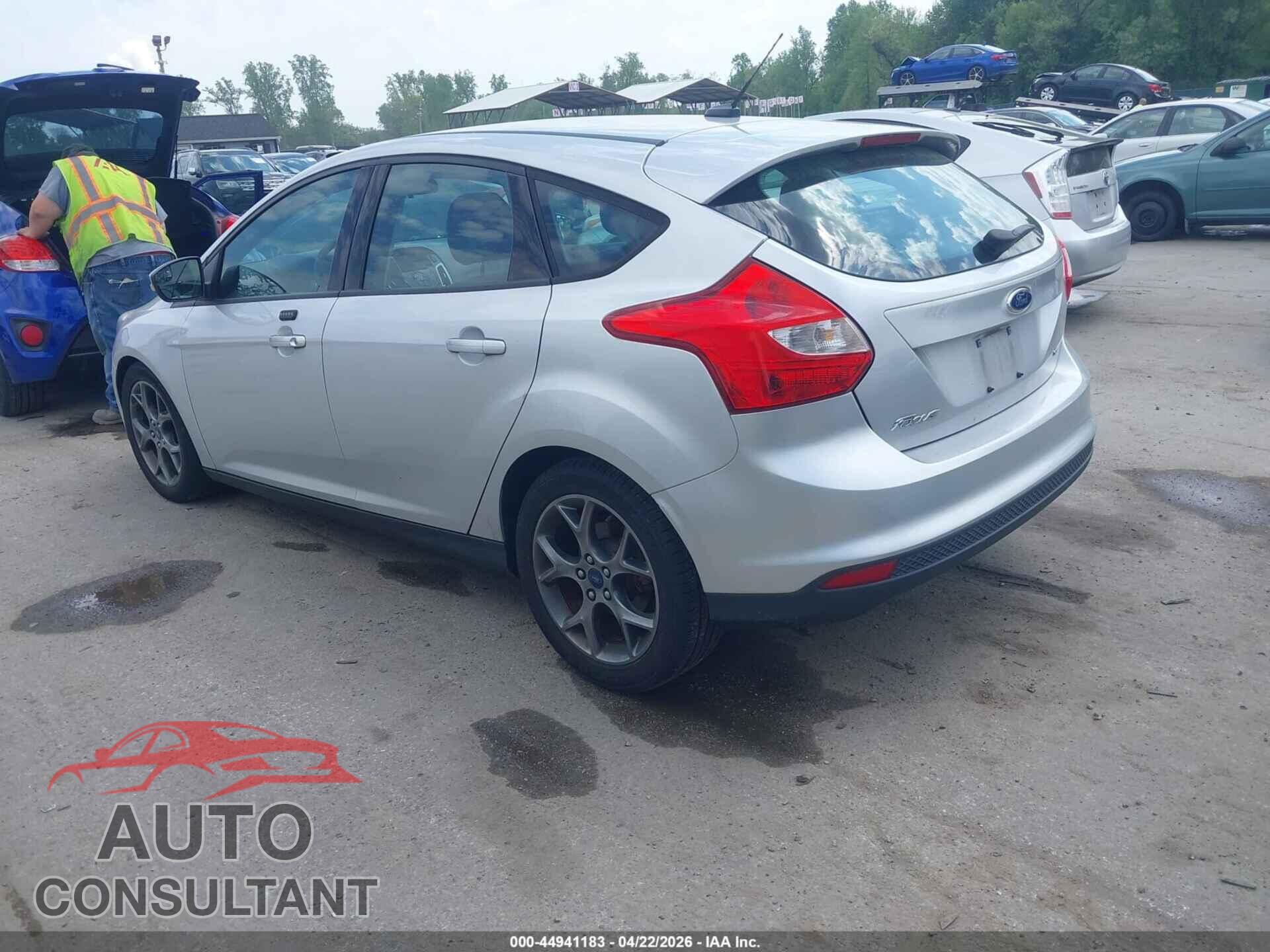 FORD FOCUS 2014 - 1FADP3K21EL320307