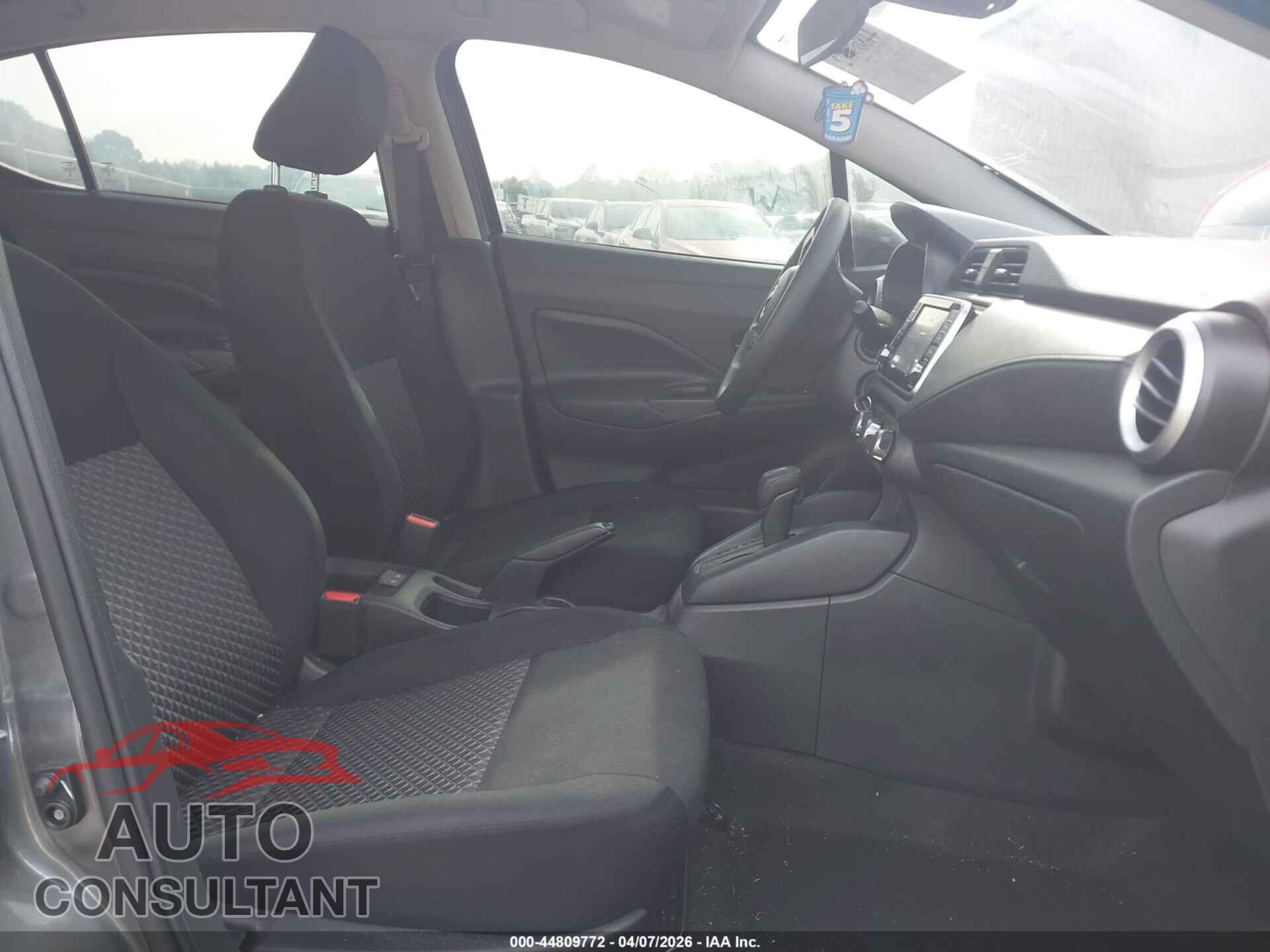 NISSAN VERSA 2024 - 3N1CN8DV9RL856435