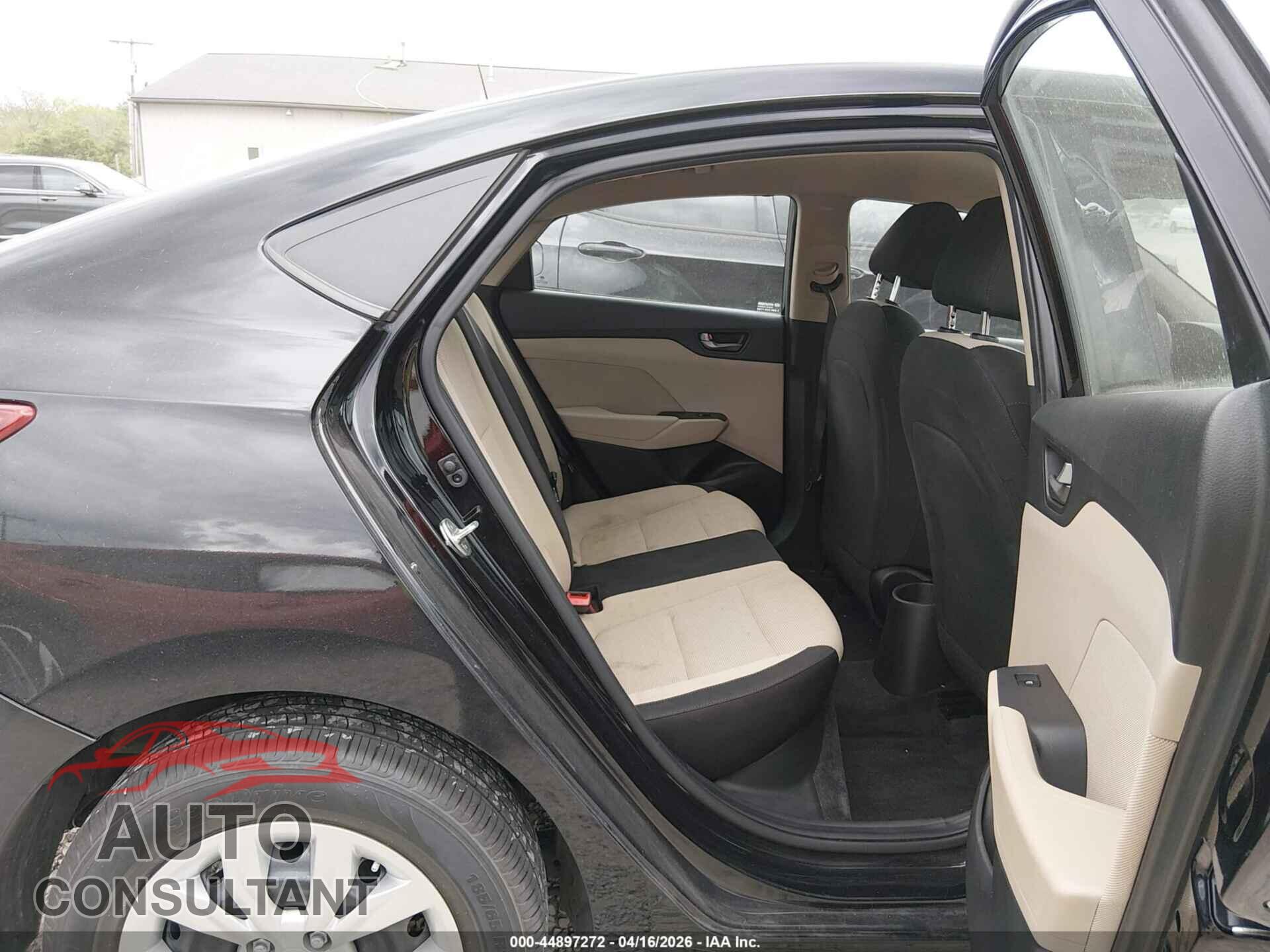 HYUNDAI ACCENT 2019 - 3KPC24A30KE044985