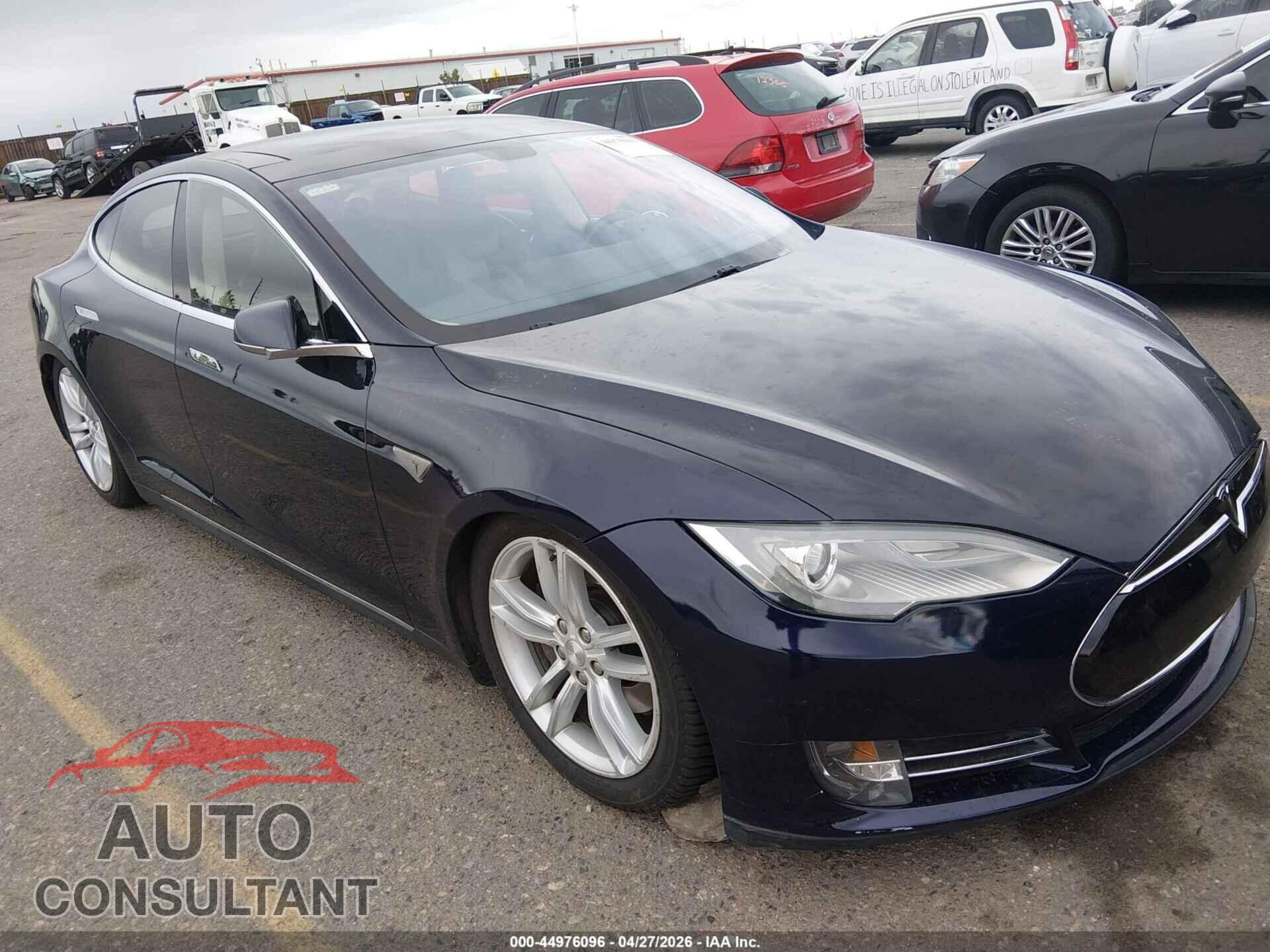 TESLA MODEL S 2013 - 5YJSA1CG9DFP03818
