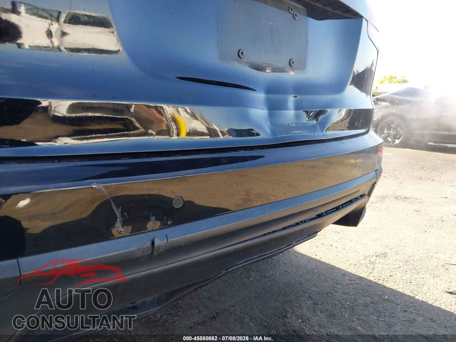 PORSCHE CAYENNE 2017 - WP1AA2A24HKA91902