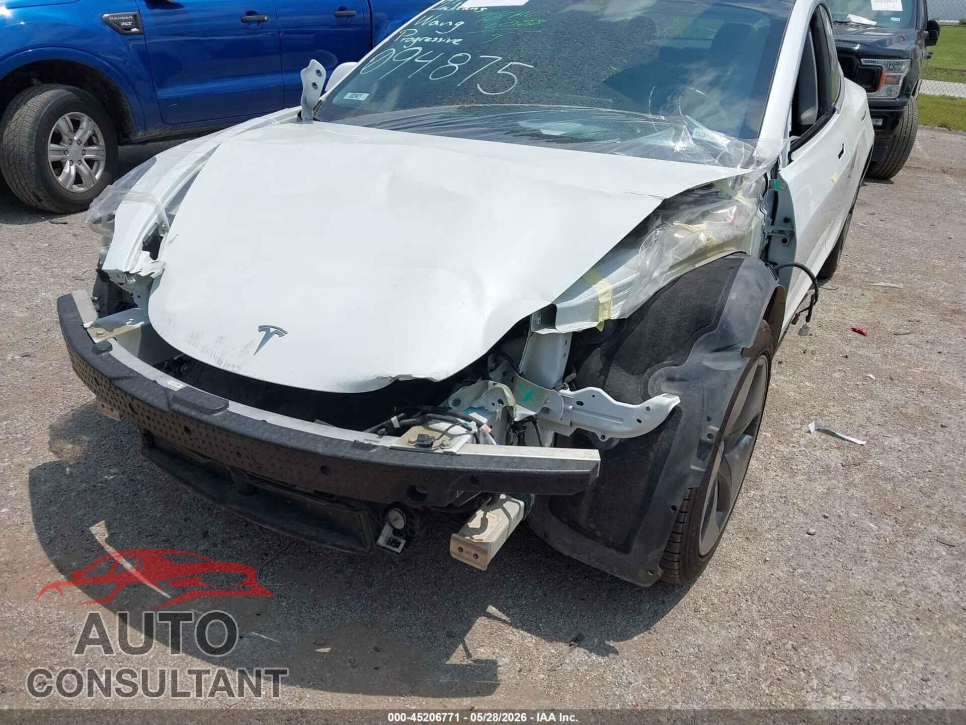 TESLA MODEL 3 2018 - 5YJ3E1EB1JF094875