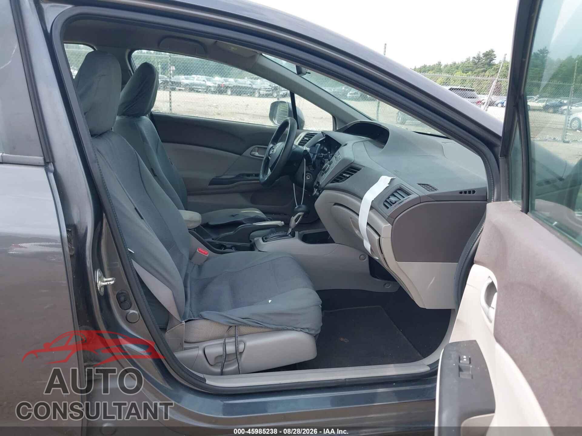 HONDA CIVIC 2012 - 2HGFB2F55CH558091