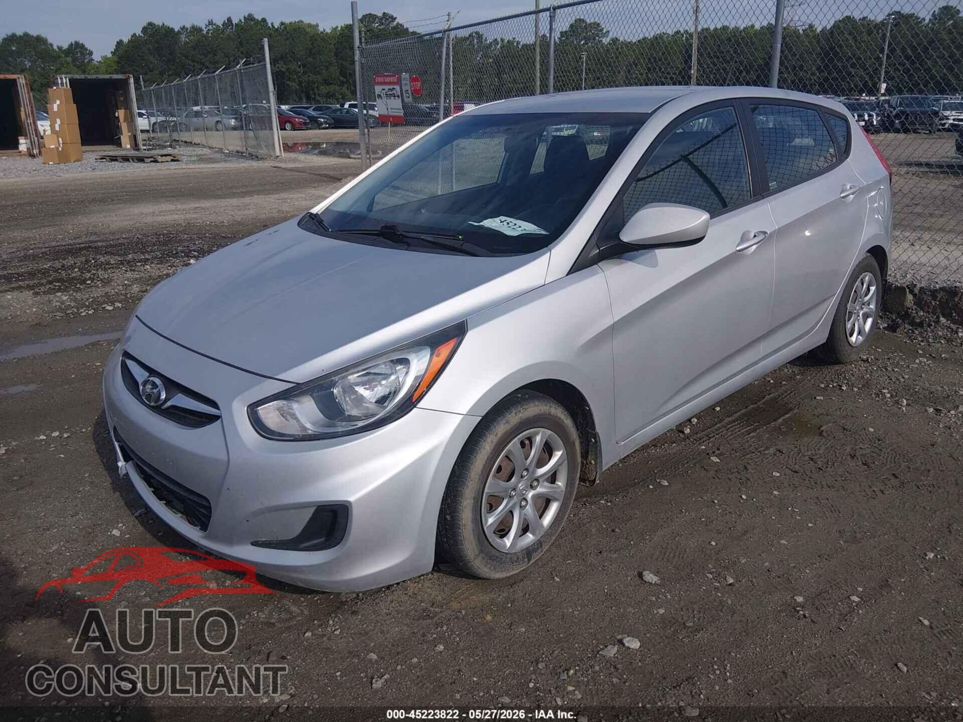 HYUNDAI ACCENT 2013 - KMHCT5AE3DU080206
