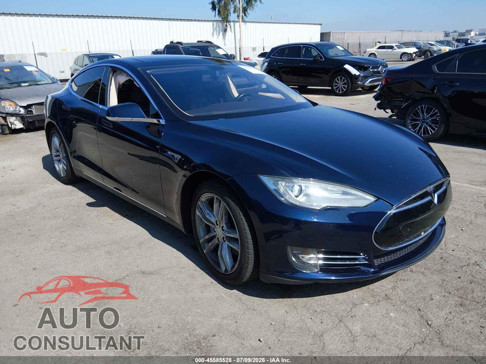 TESLA MODEL S 2014 - 5YJSA1S19EFP36011