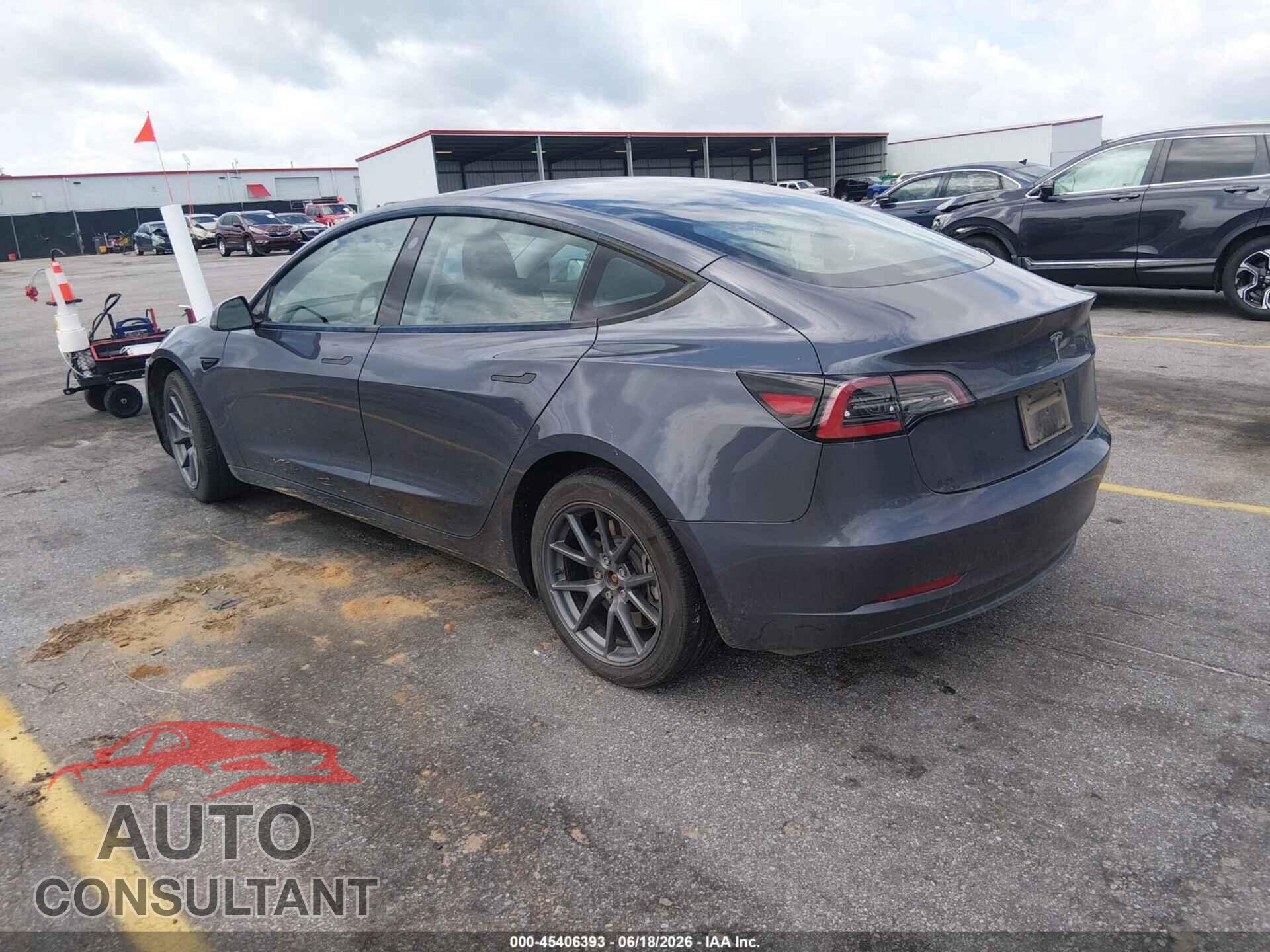 TESLA MODEL 3 2023 - 5YJ3E1EA7PF556145