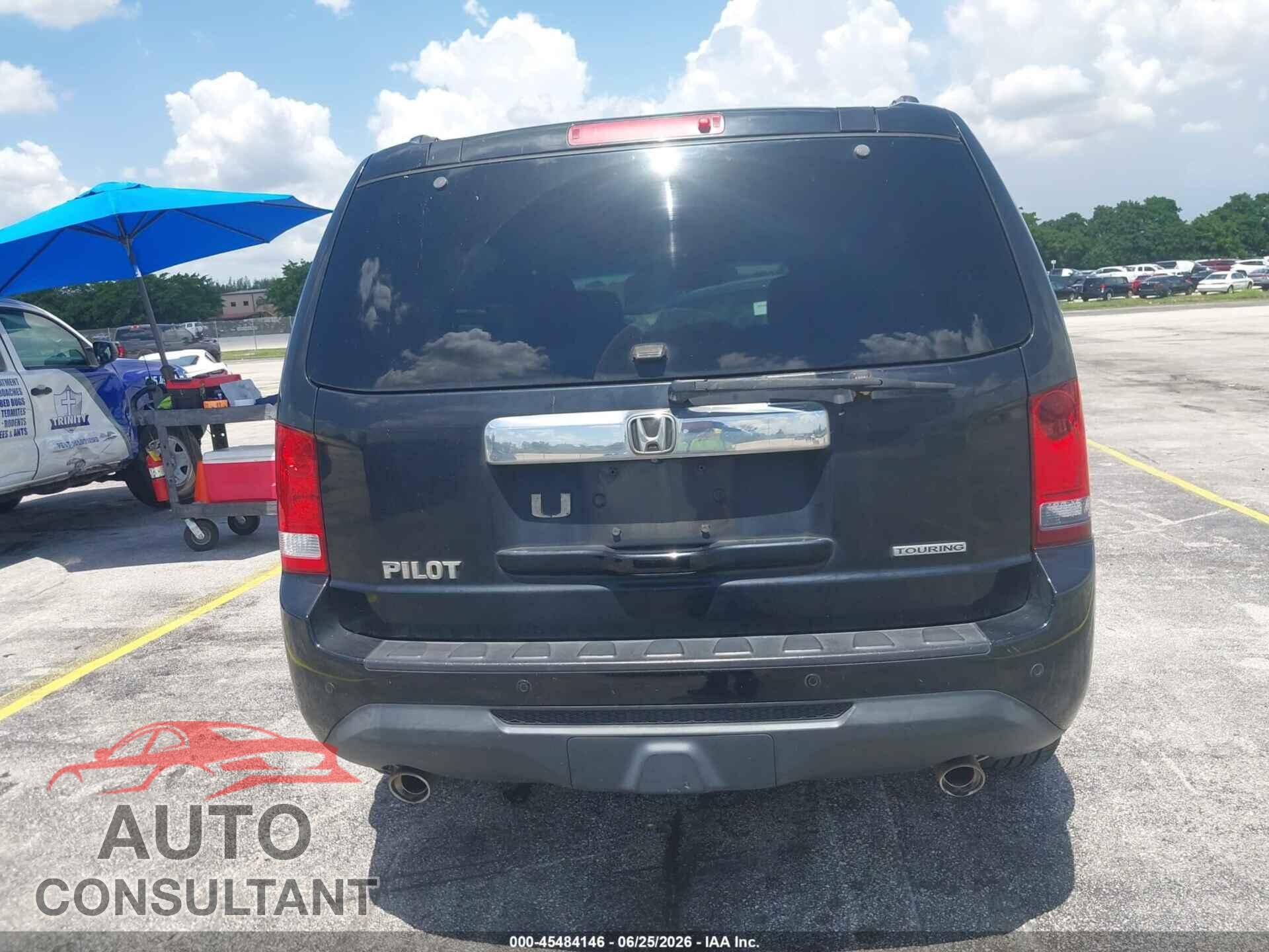 HONDA PILOT 2015 - 5FNYF3H93FB024678