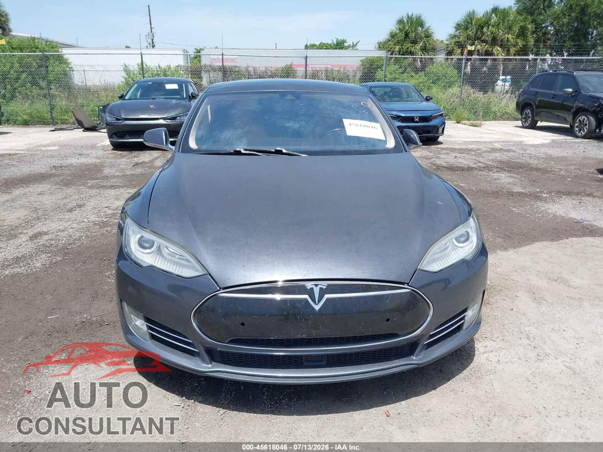 TESLA MODEL S 2014 - 5YJSA1S10EFP56681