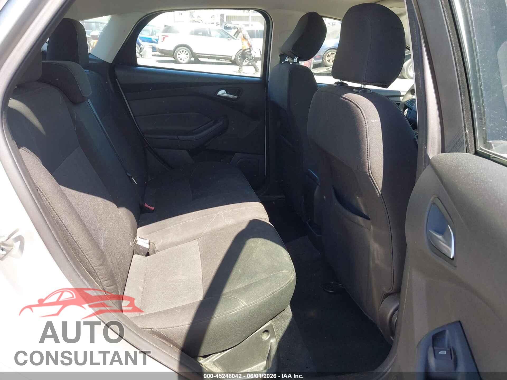 FORD FOCUS 2017 - 1FADP3K20HL223751