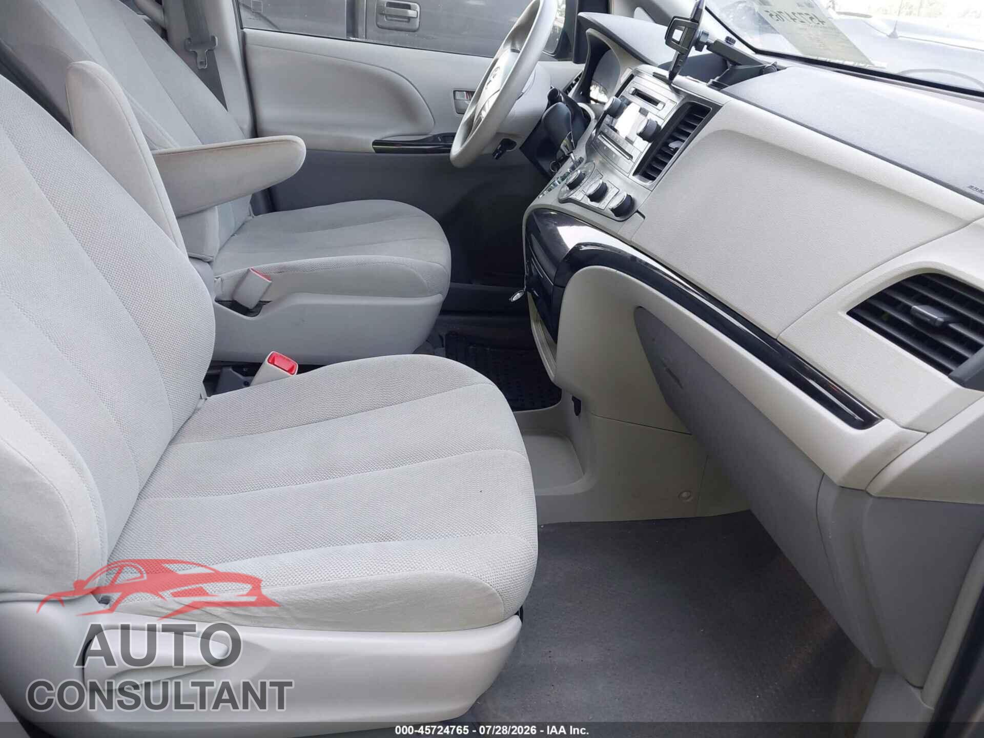 TOYOTA SIENNA 2012 - 5TDKA3DCXCS015313